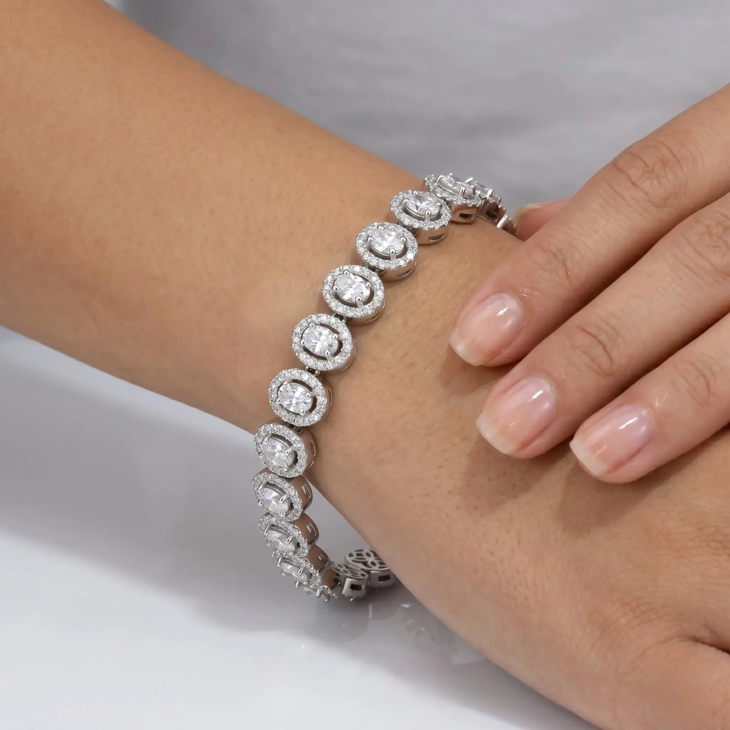 14K White Gold Oval Halo Diamond Tennis Bracelet – 7.25ctw