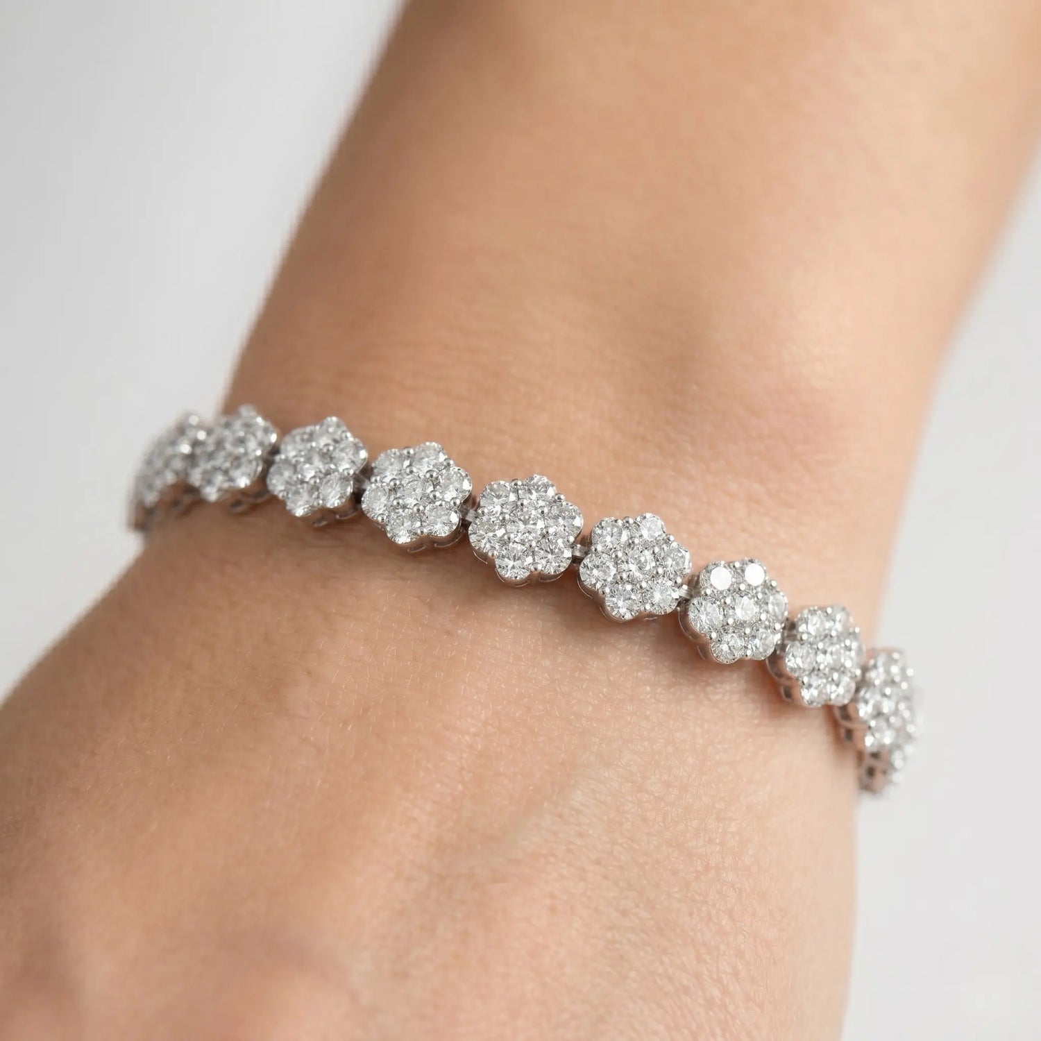 14K White Gold Diamond Flower Cluster Tennis Bracelet – 7.93ctw
