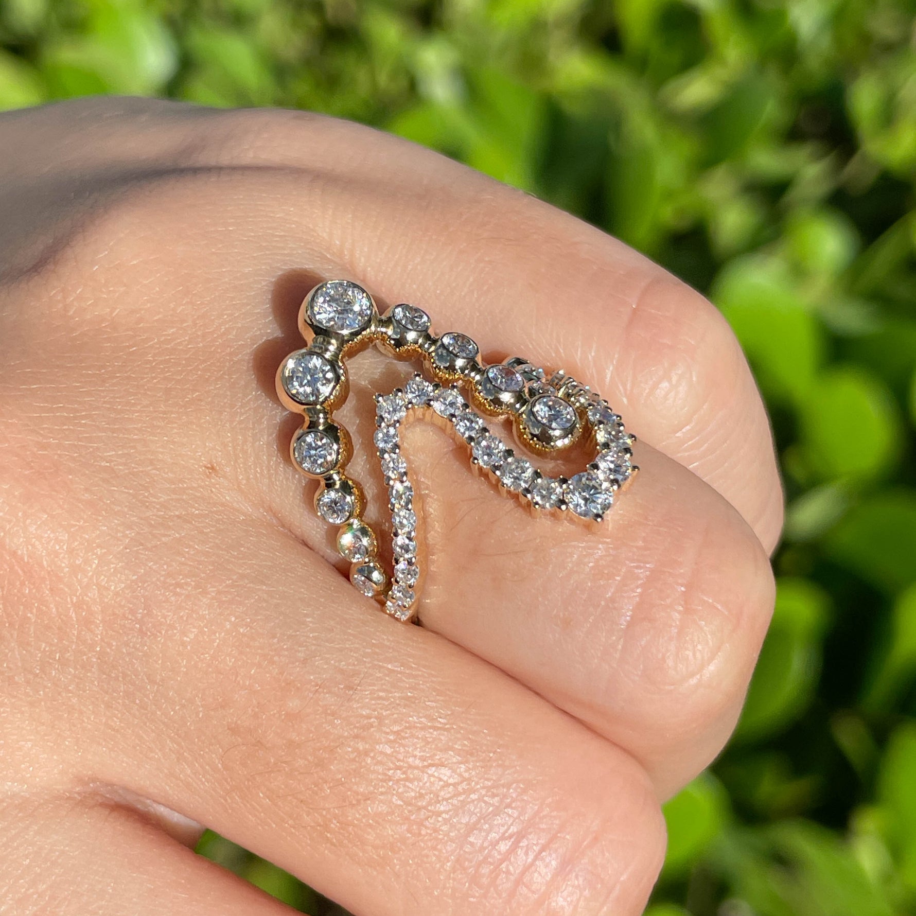 Jay Feder 14k Yellow Gold Diamond Bezel ZigZag Ring