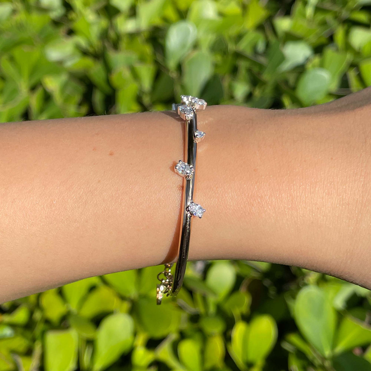 Jay Feder 18k Rose Gold Oval Diamond Bangle Bracelet