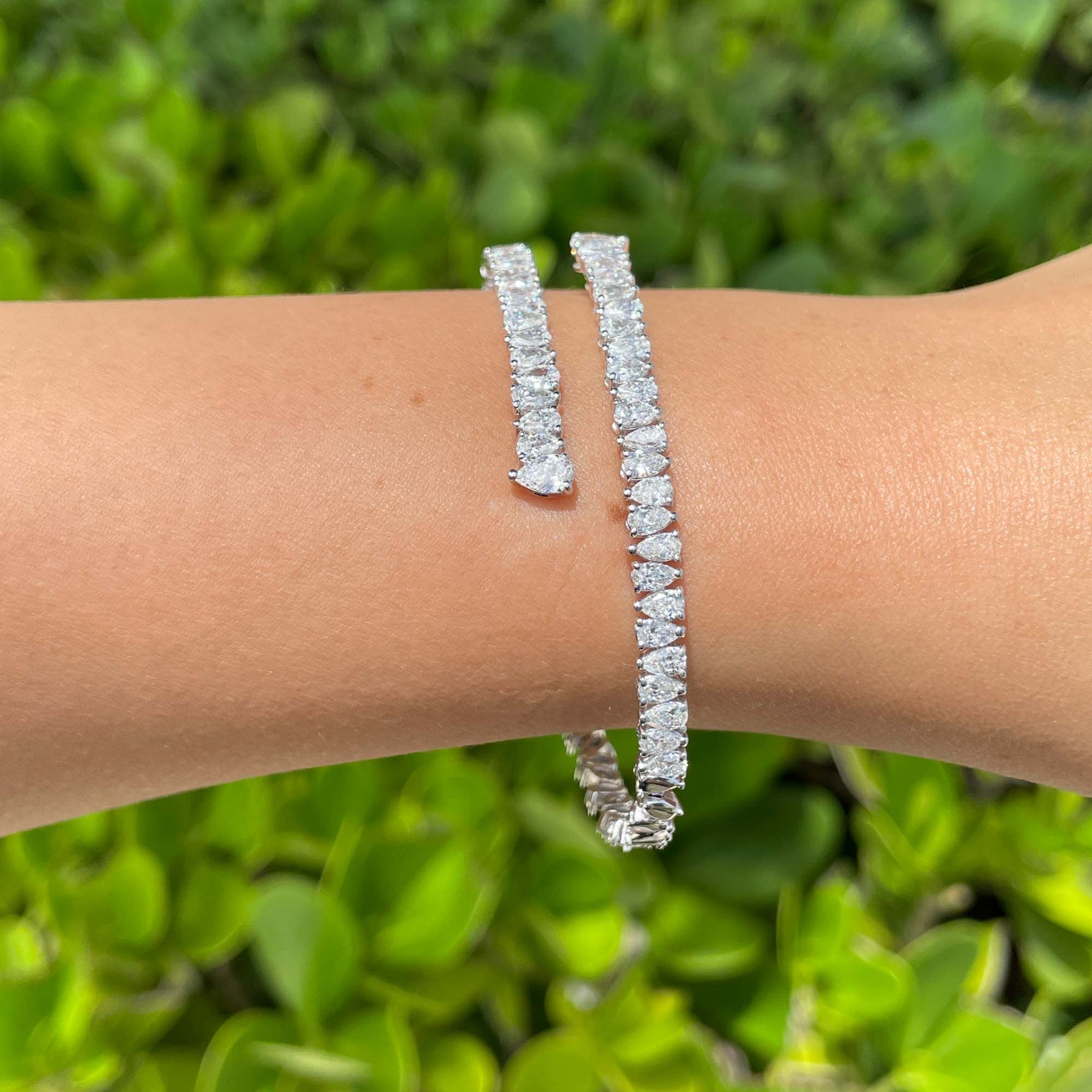 Jay Feder 18k White Gold Diamond Crossover Wrap Bangle Bracelet