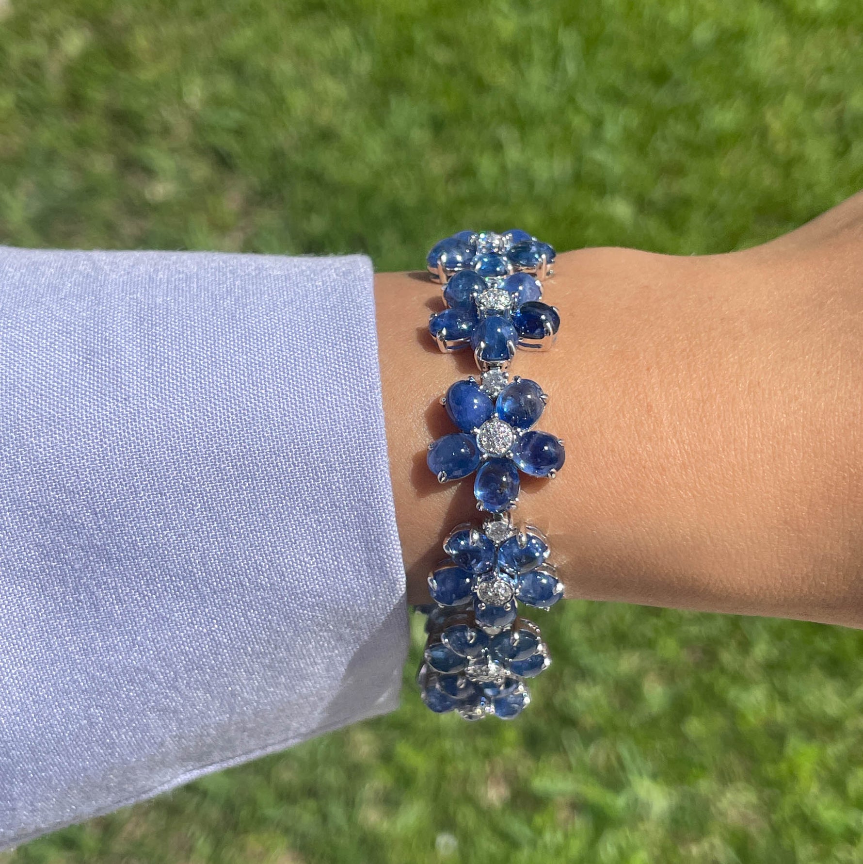 JAY FEDER 18K WHITE GOLD SAPPHIRE DIAMOND FLOWER STATION BRACELET