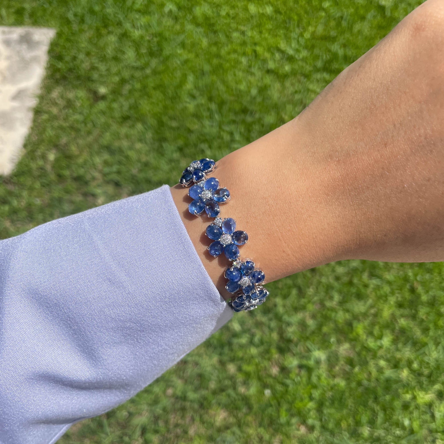 JAY FEDER 18K WHITE GOLD SAPPHIRE DIAMOND FLOWER STATION BRACELET