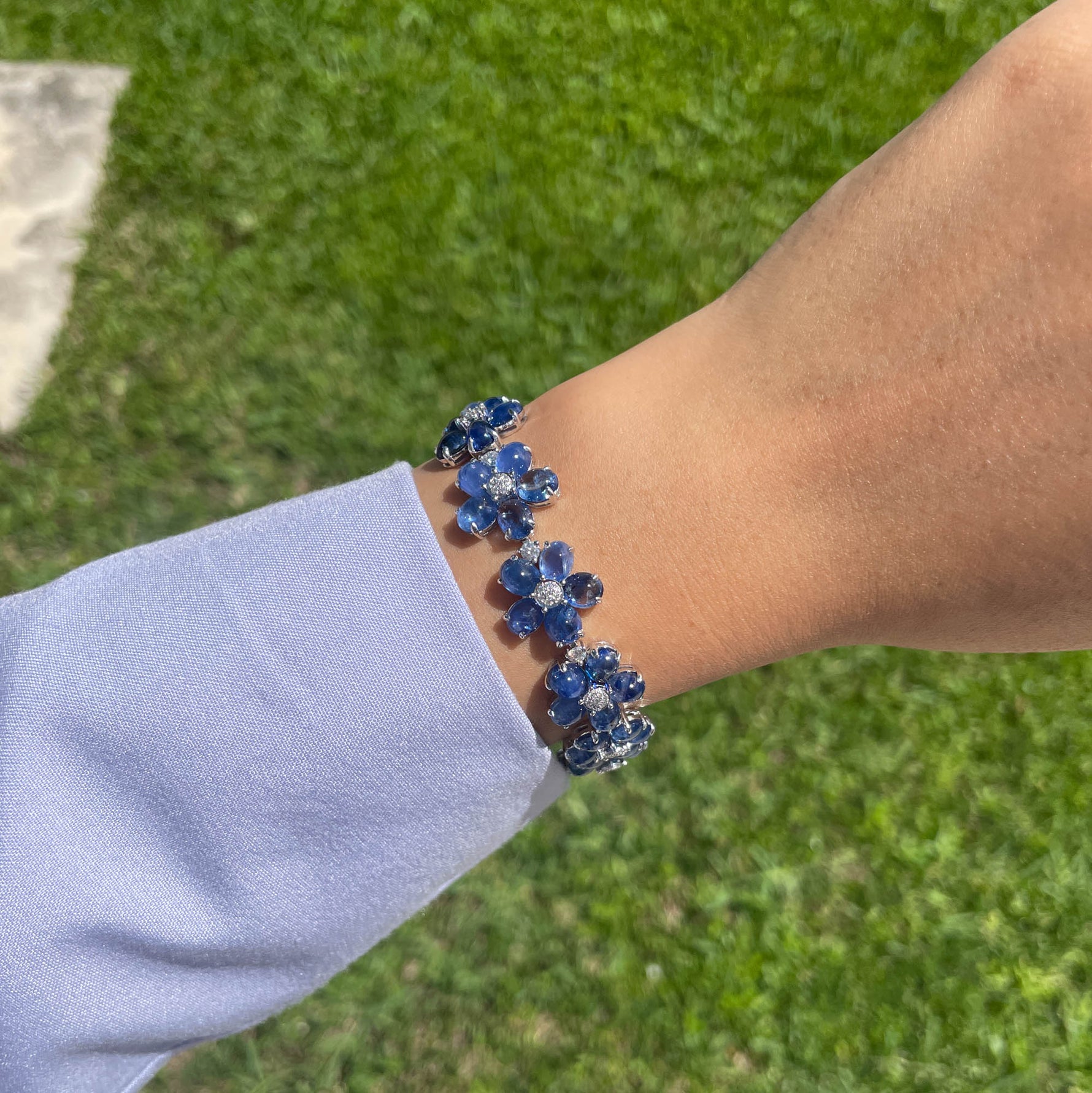 JAY FEDER 18K WHITE GOLD SAPPHIRE DIAMOND FLOWER STATION BRACELET