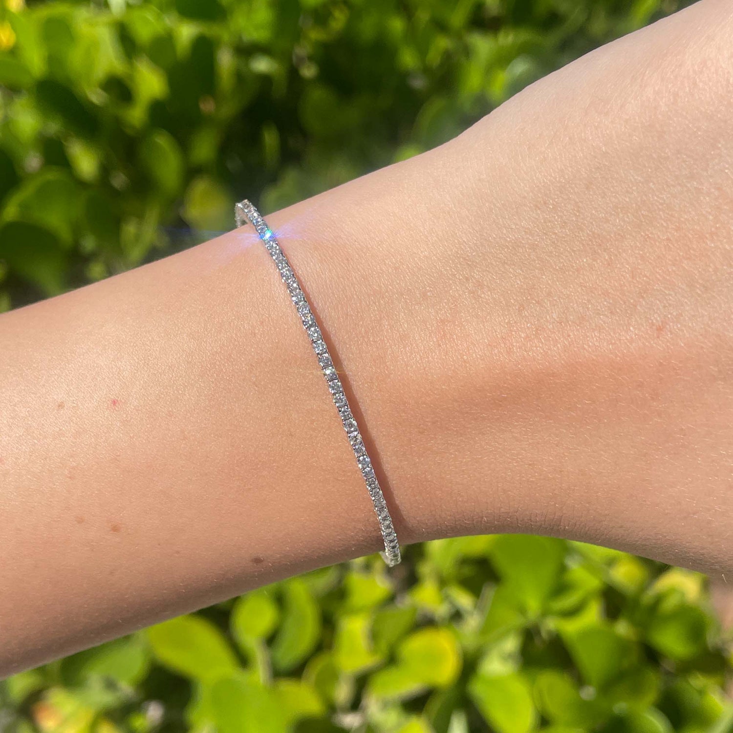 Jay Feder 14k White Gold Diamond All around Bangle Tennis Bracelet