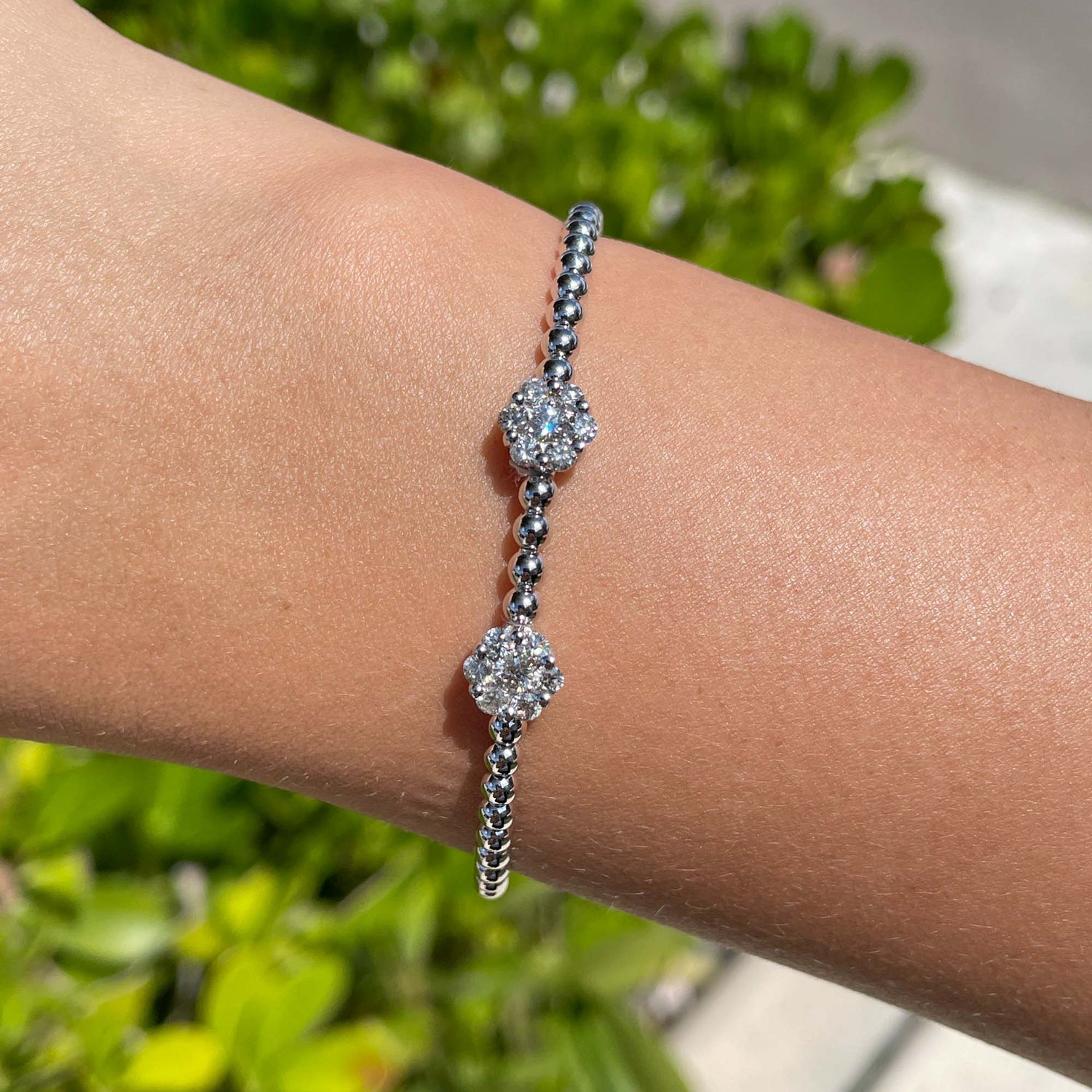 Jay Feder 18k White Gold Diamond 2 Flower Cluster Bangle Bracelet