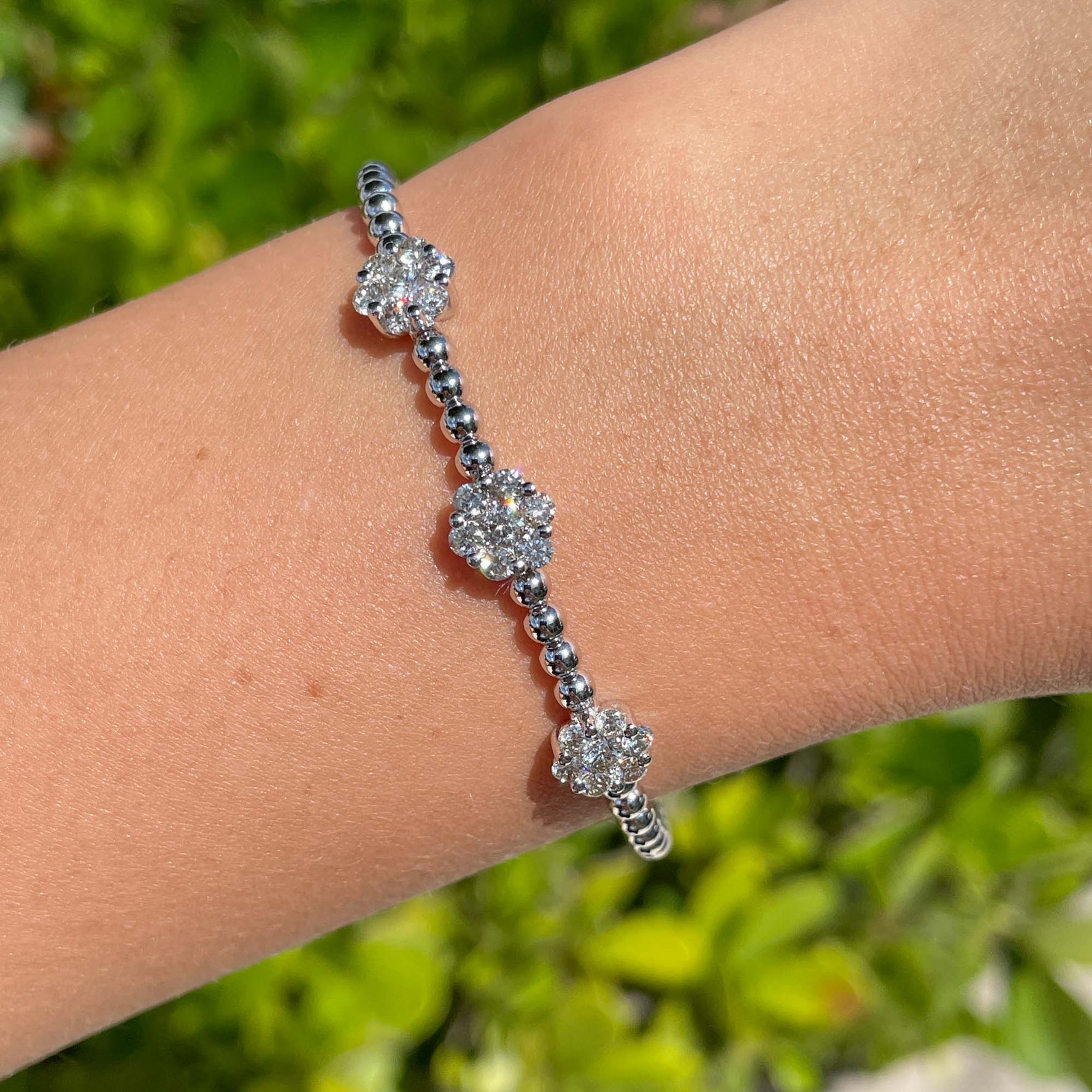 Jay Feder 18k White Gold Diamond 3 Flower Cluster Bangle Bracelet