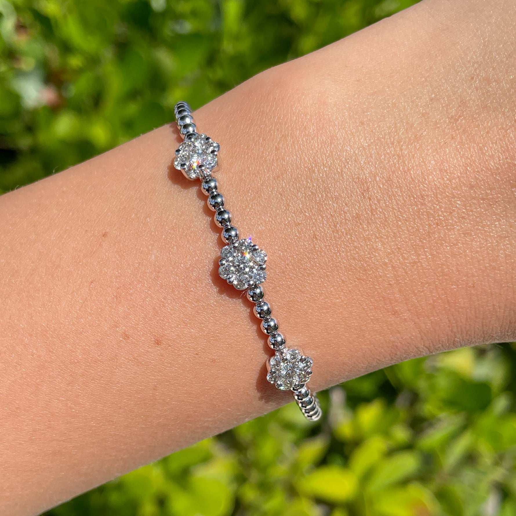 Jay Feder 18k White Gold Diamond 3 Flower Cluster Bangle Bracelet