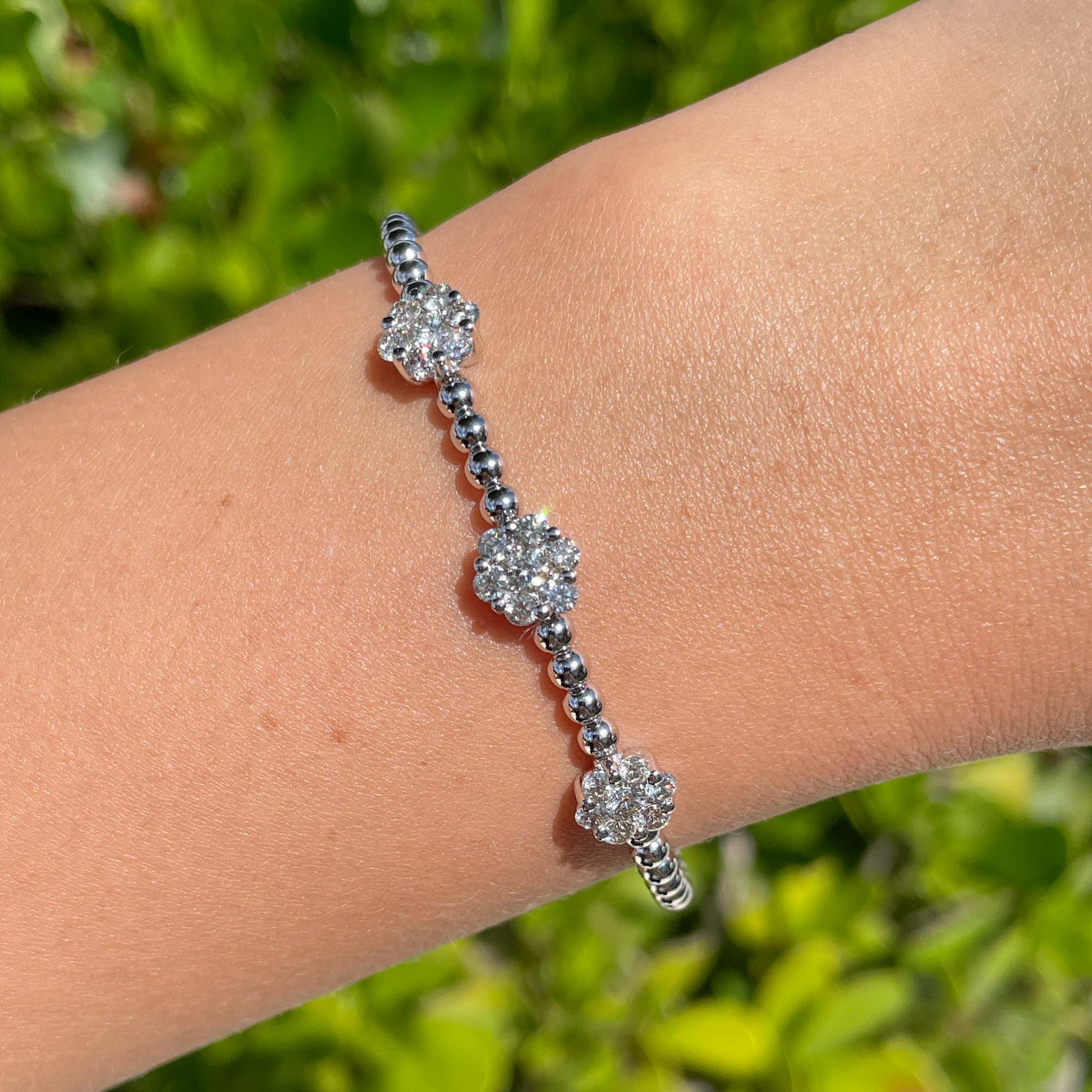 Jay Feder 18k White Gold Diamond 3 Flower Cluster Bangle Bracelet