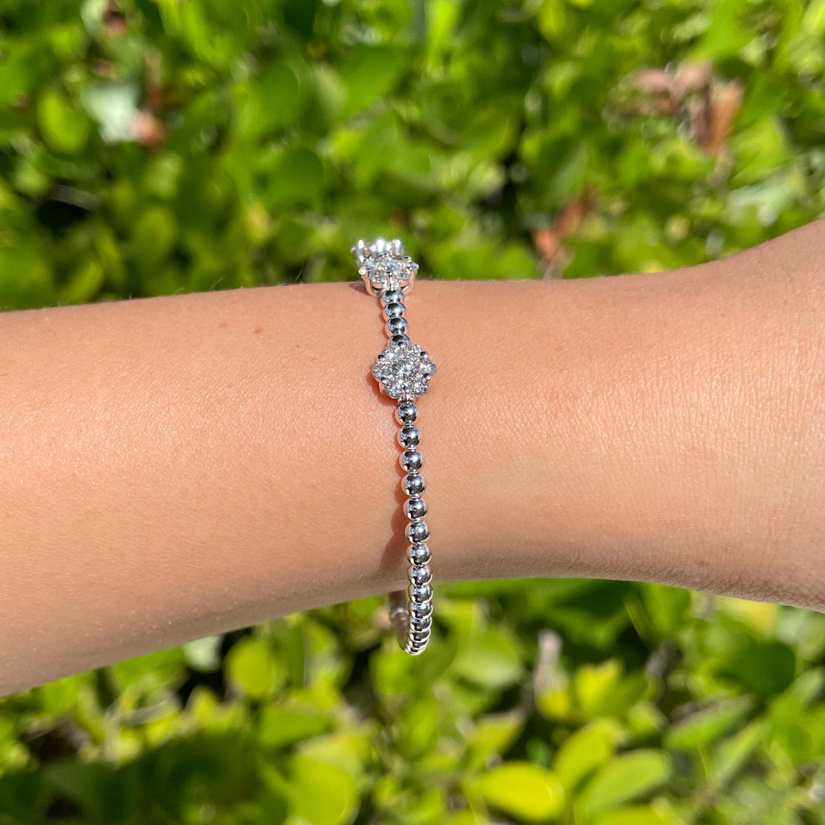 Jay Feder 18k White Gold Diamond 3 Flower Cluster Bangle Bracelet