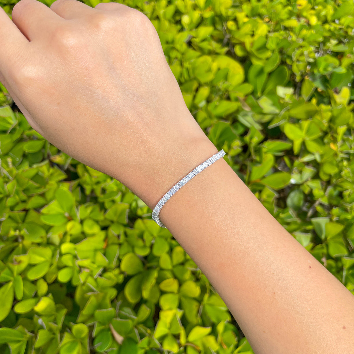 Jay Feder 14k White Gold Emerald cut Diamond Tennis Bracelet