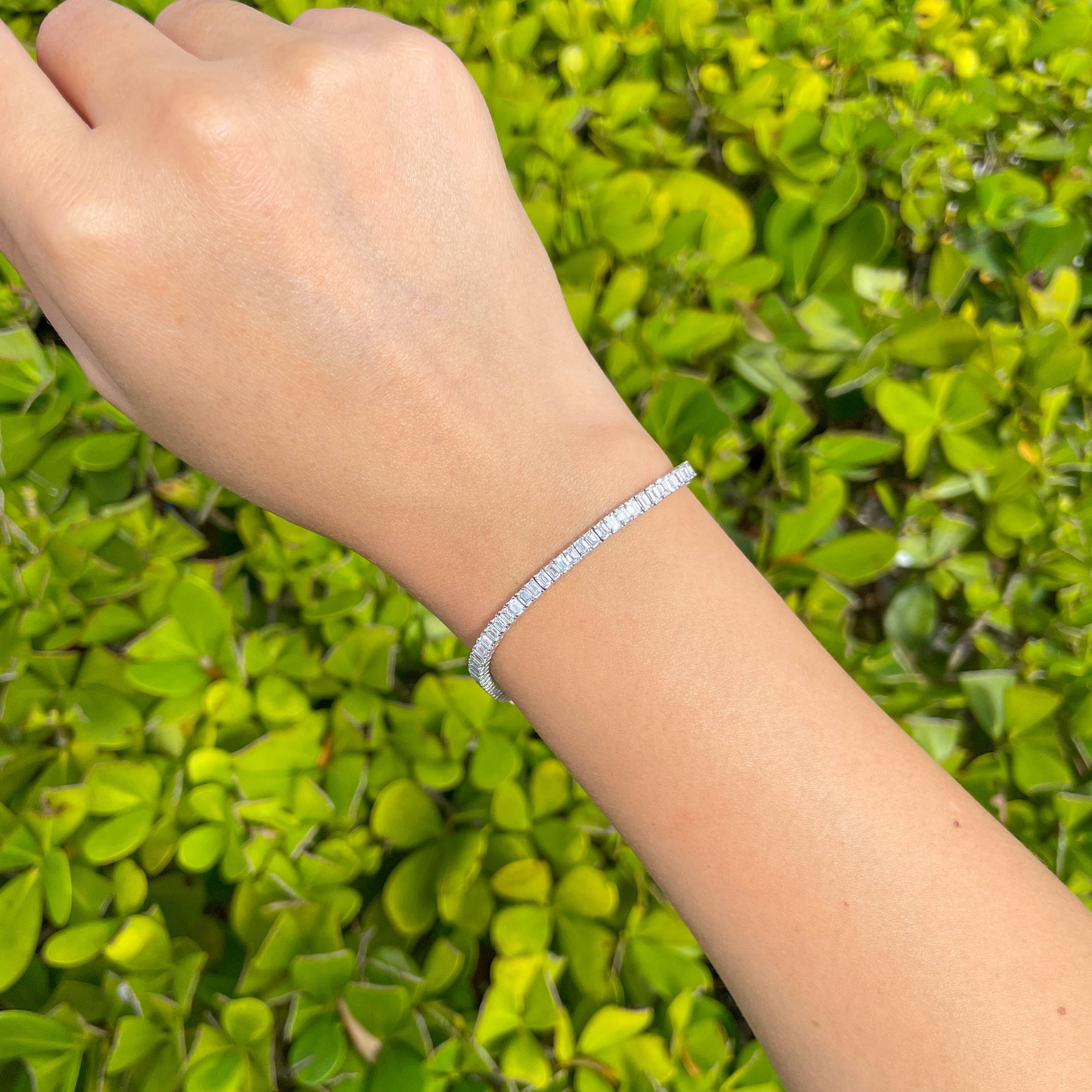 Jay Feder 14k White Gold Emerald cut Diamond Tennis Bracelet