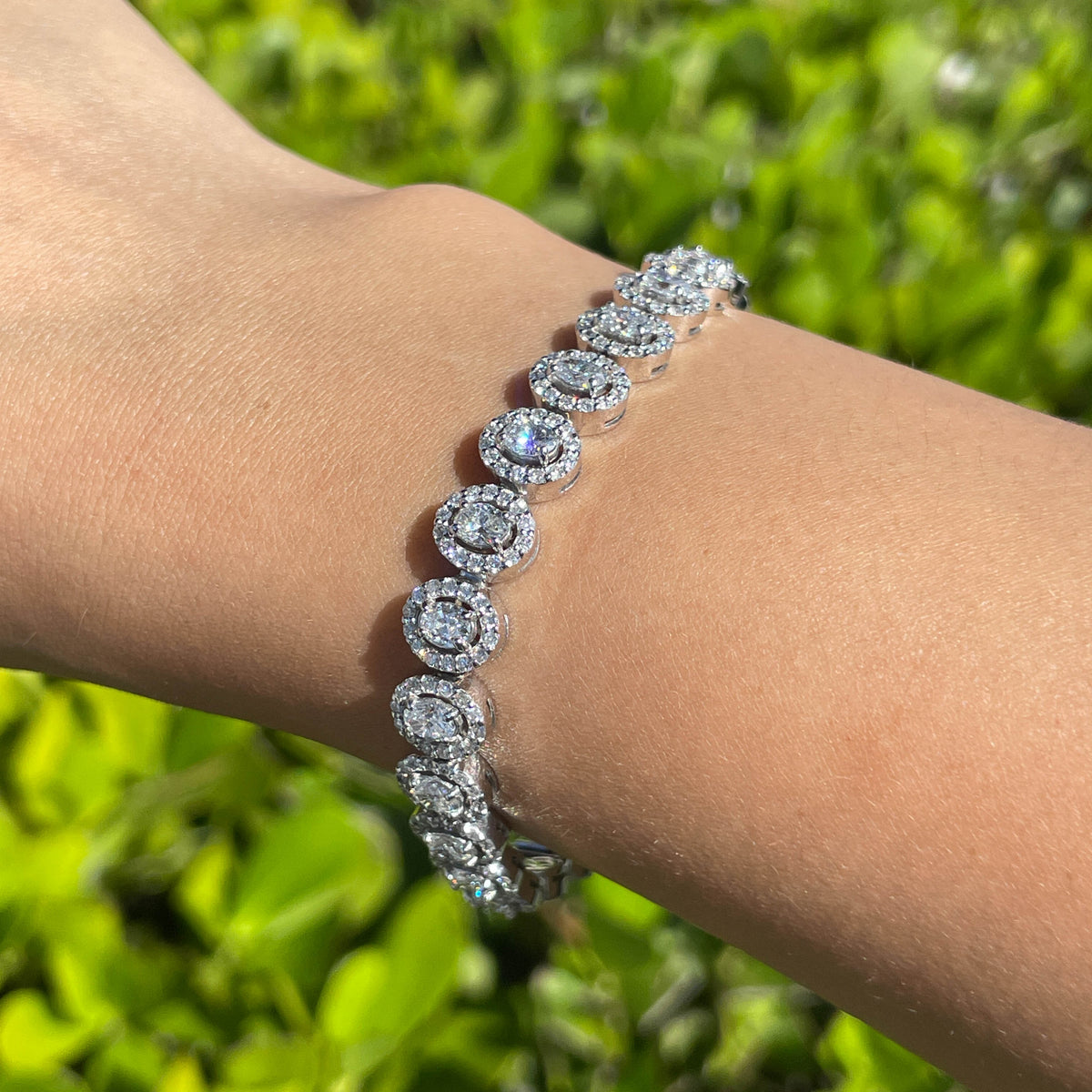 Jay Feder 14k White Gold Diamond Oval Halo Tennis Bracelet