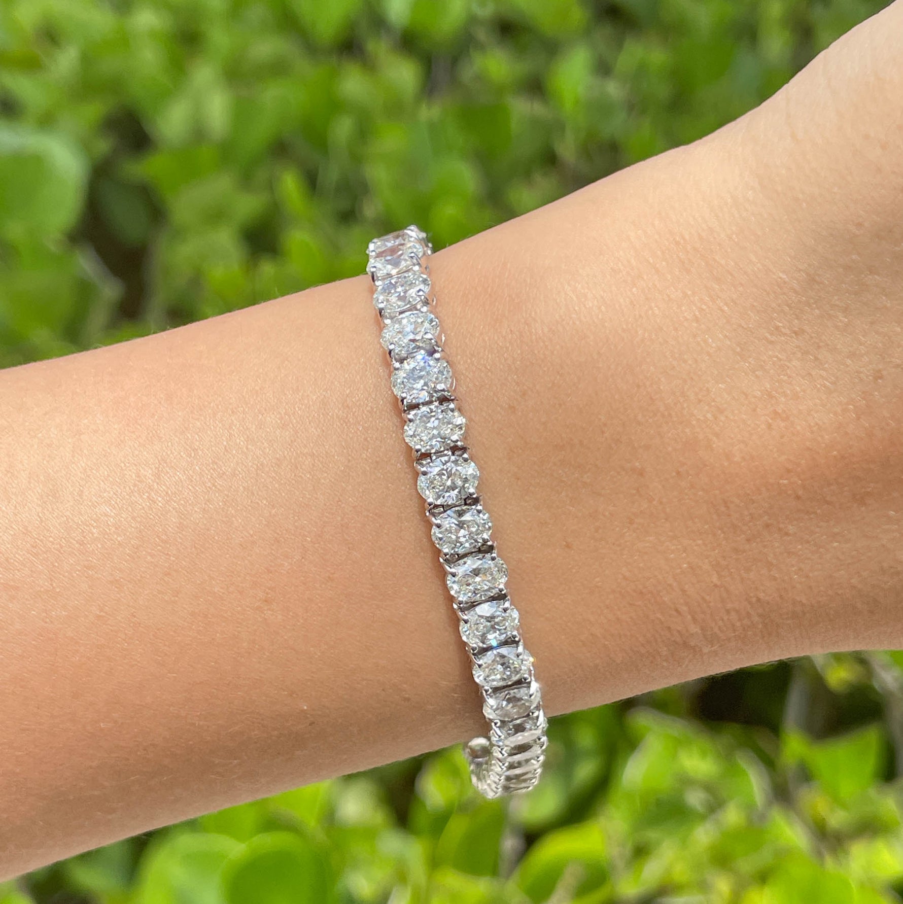 JAY FEDER 18K WHITE GOLD OVAL DIAMOND TENNIS BRACELET