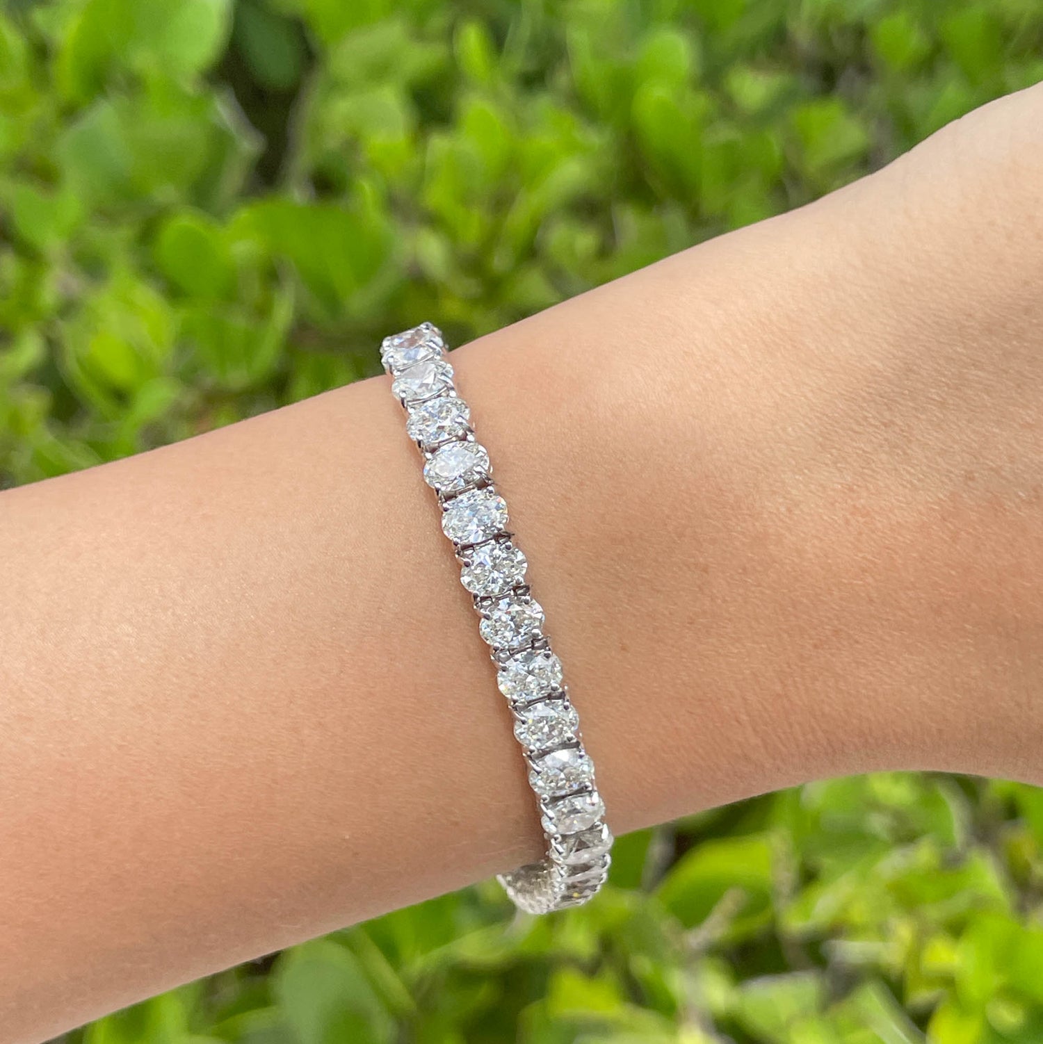 JAY FEDER 18K WHITE GOLD OVAL DIAMOND TENNIS BRACELET