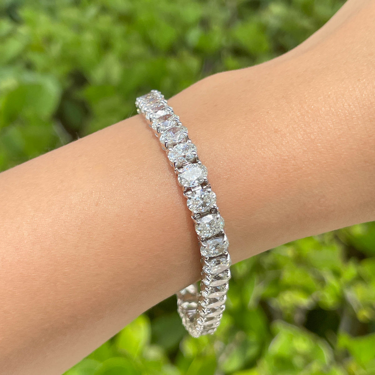 JAY FEDER 18K WHITE GOLD OVAL DIAMOND TENNIS BRACELET