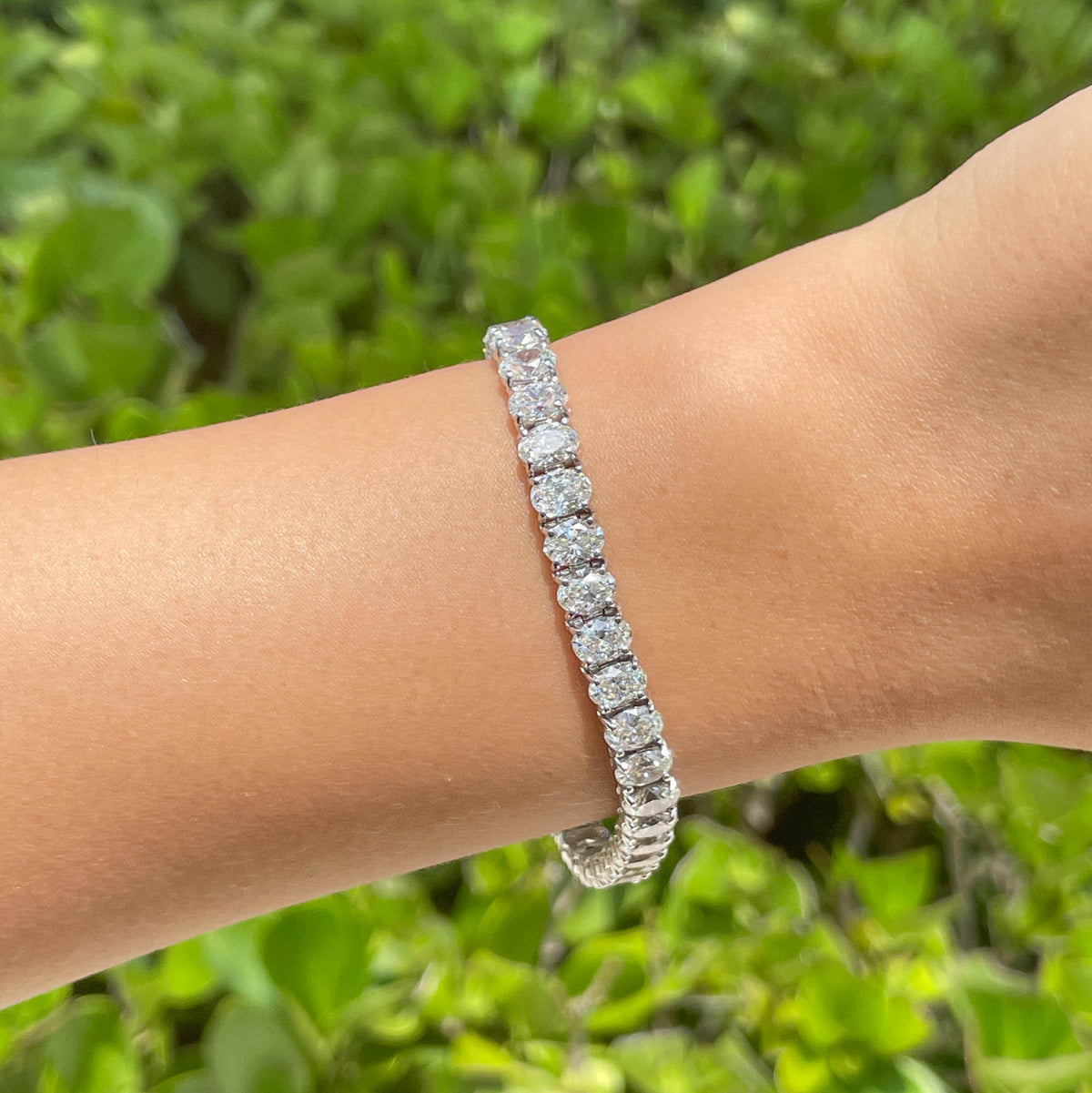 JAY FEDER 18K WHITE GOLD OVAL DIAMOND TENNIS BRACELET