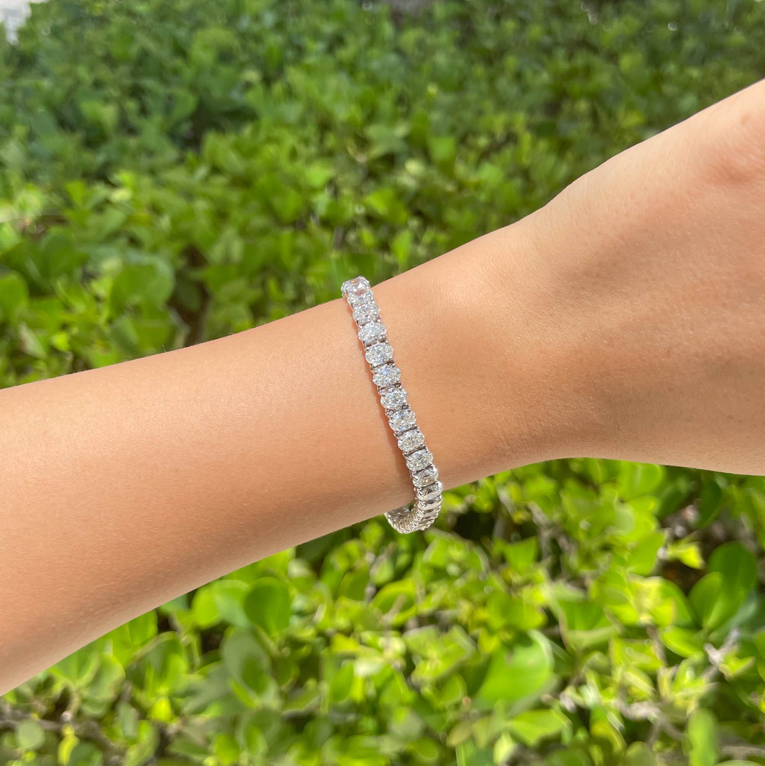 JAY FEDER 18K WHITE GOLD OVAL DIAMOND TENNIS BRACELET