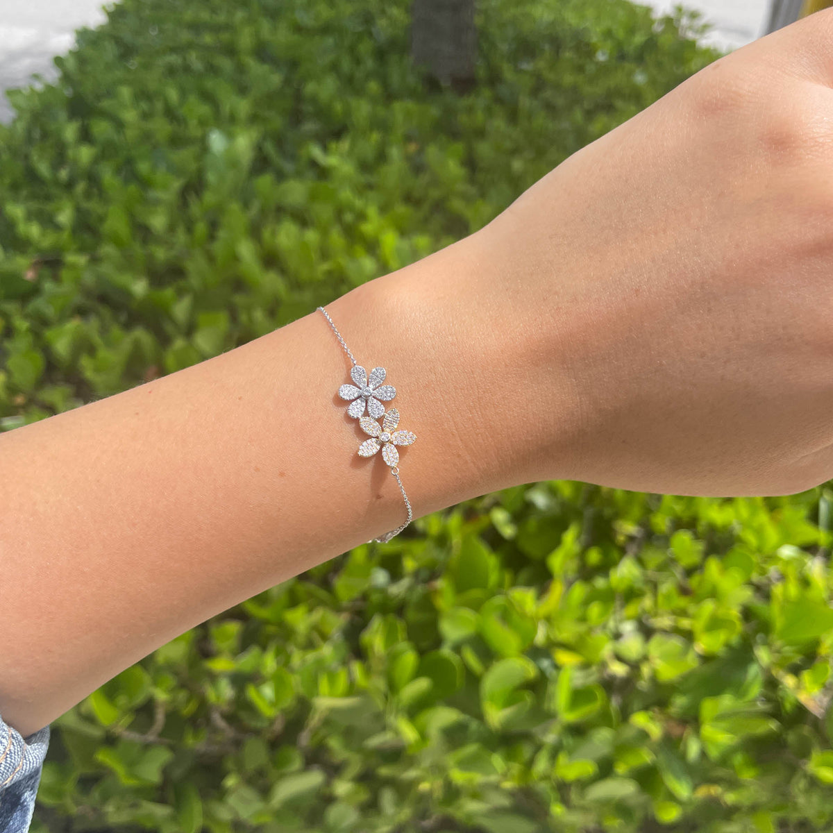 JAY FEDER 14K TWO TONE GOLD DIAMOND FLOWER STATION BRACELET