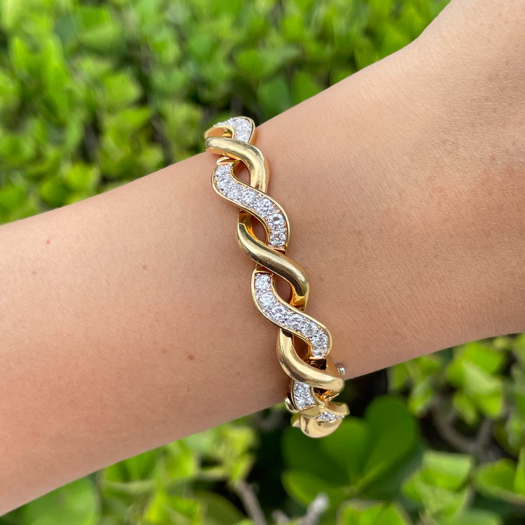JAY FEDER 18K YELLOW GOLD DIAMOND TWIST BRACELET