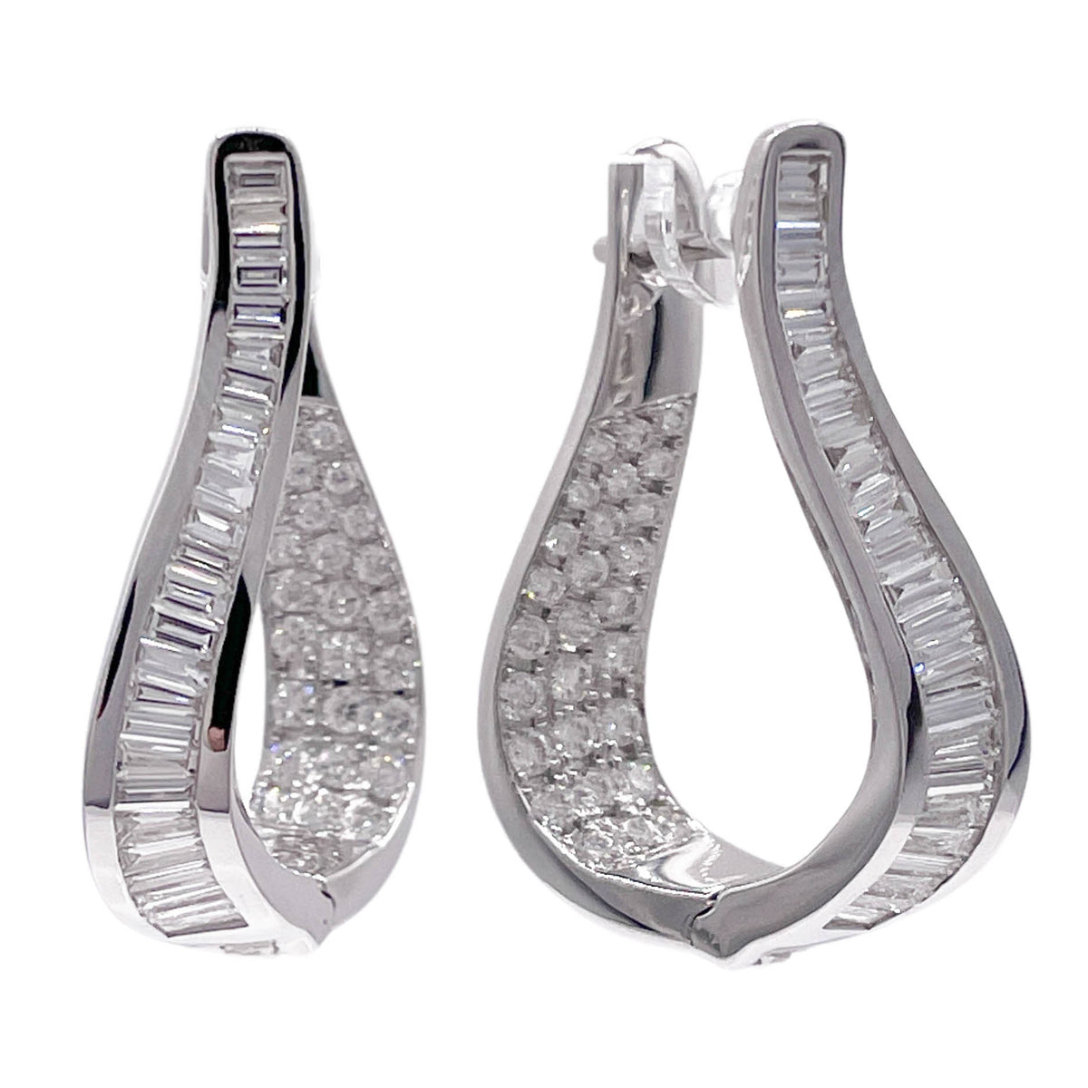 JAY FEDER 18K WHITE GOLD DIAMOND DROP EARRINGS