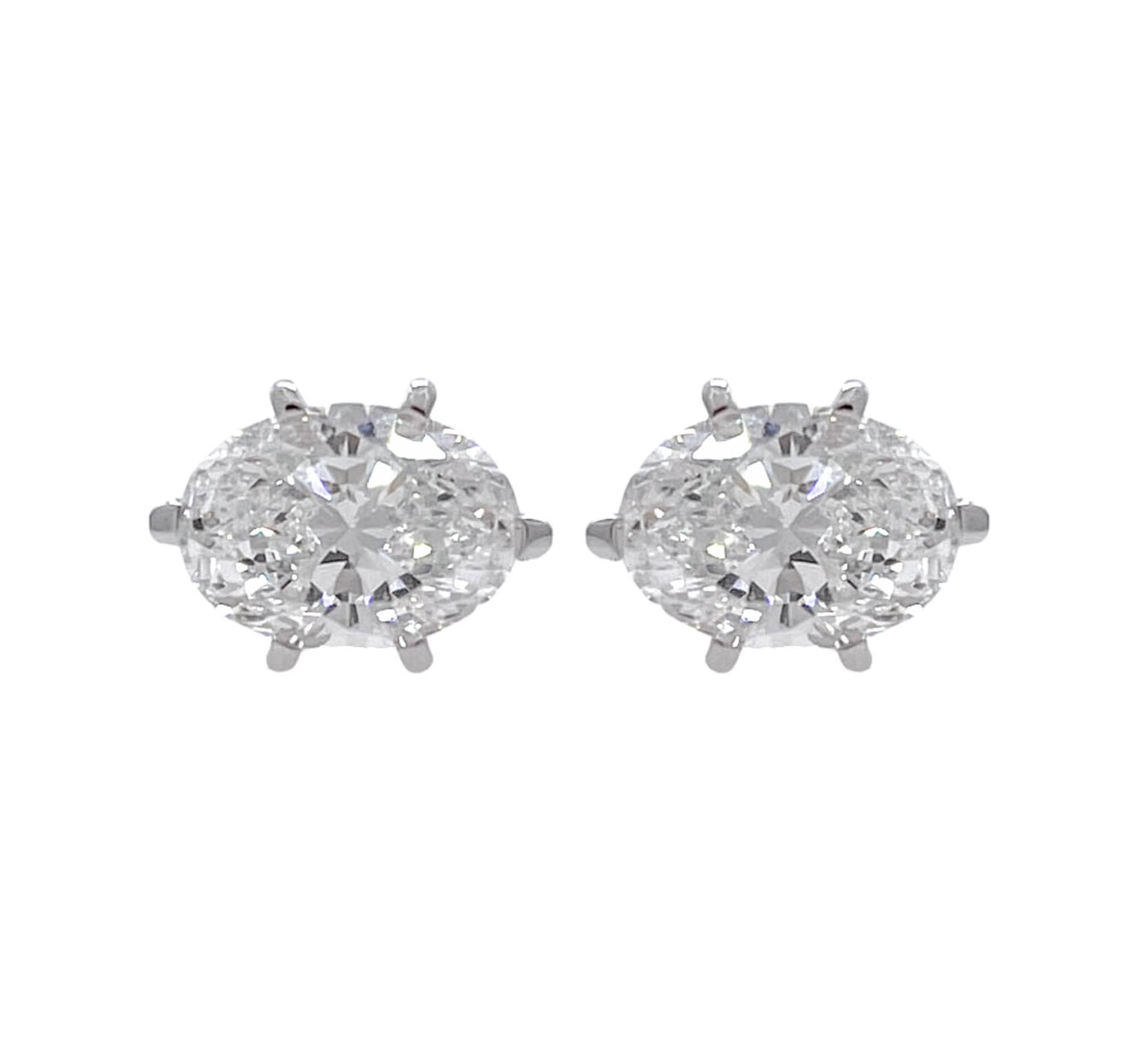 JAY FEDER 14K WHITE GOLD OVAL DIAMOND STUD EARRINGS