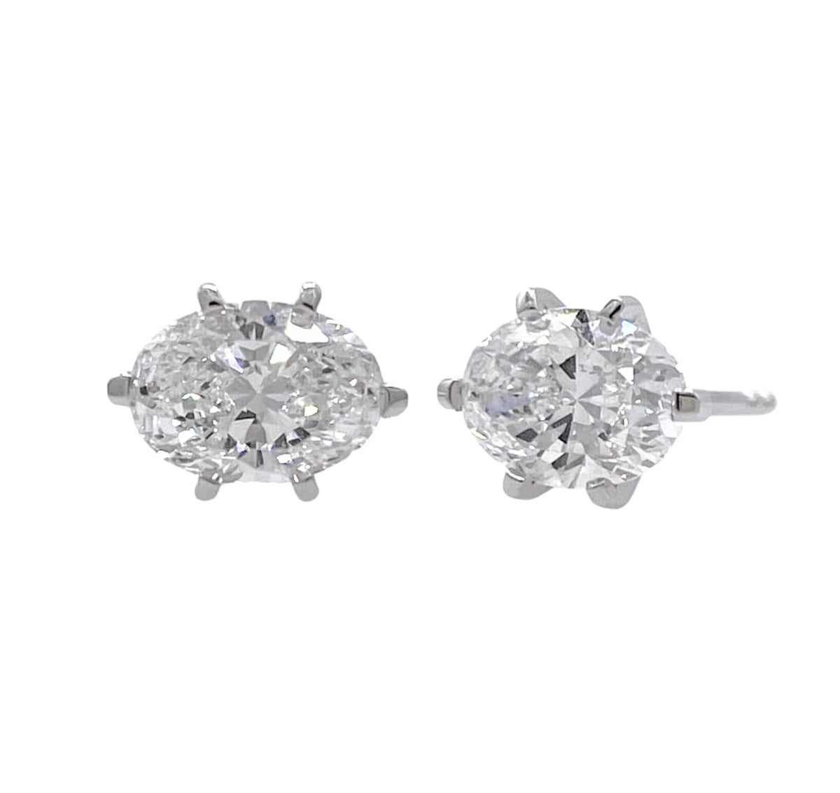 JAY FEDER 14K WHITE GOLD OVAL DIAMOND STUD EARRINGS