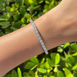 Jay Feder 18k White Gold Diamond Stretchy Tennis Bangle Bracelet