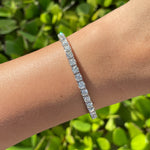 Jay Feder 18k White Gold Diamond Stretchy Tennis Bangle Bracelet