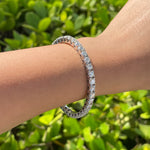 Jay Feder 18k White Gold Diamond Stretchy Tennis Bangle Bracelet