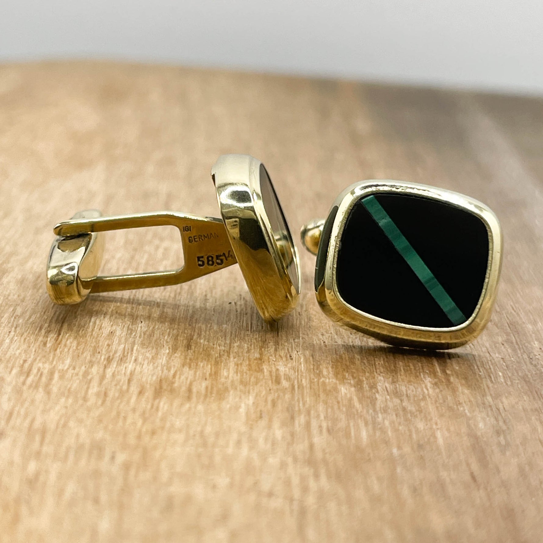 Jay Feder 14K Yellow Gold Onyx & Malachite Cufflinks