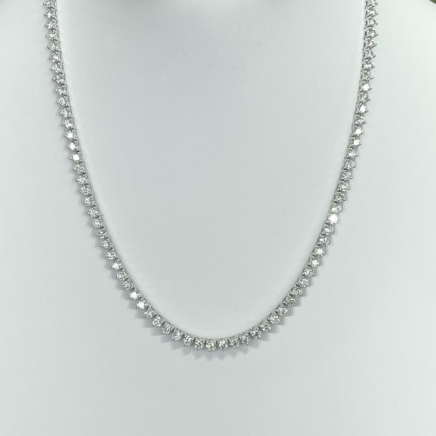 Jay Feder 18k White Gold Round Diamond 3 Prong Tennis Necklace