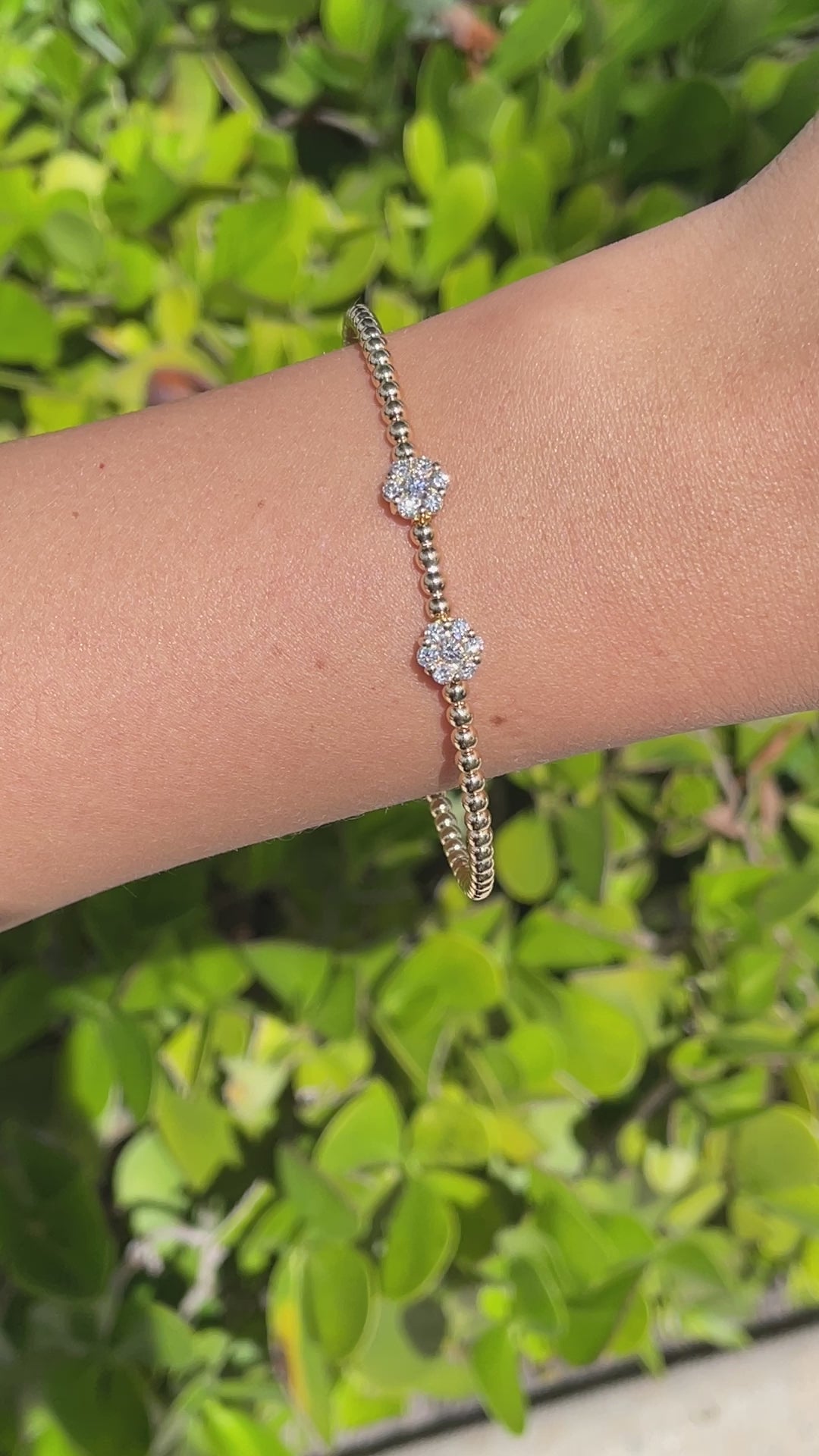 Jay Feder 18k Yellow Gold Diamond 2 Flower Cluster Bangle Bracelet