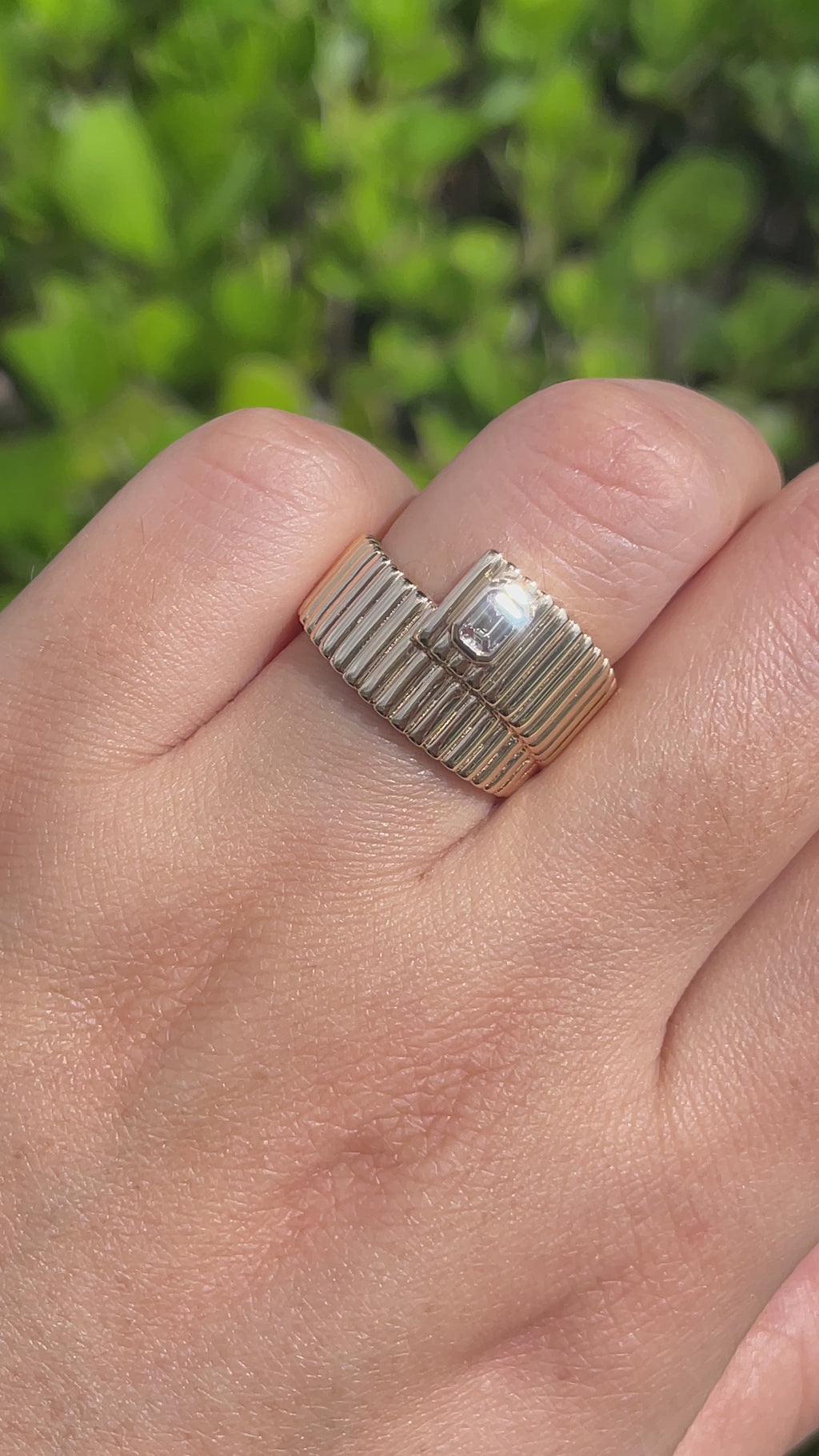 JAY FEDER 14K YELLOW GOLD EMERALD DIAMOND COIL WRAP RING