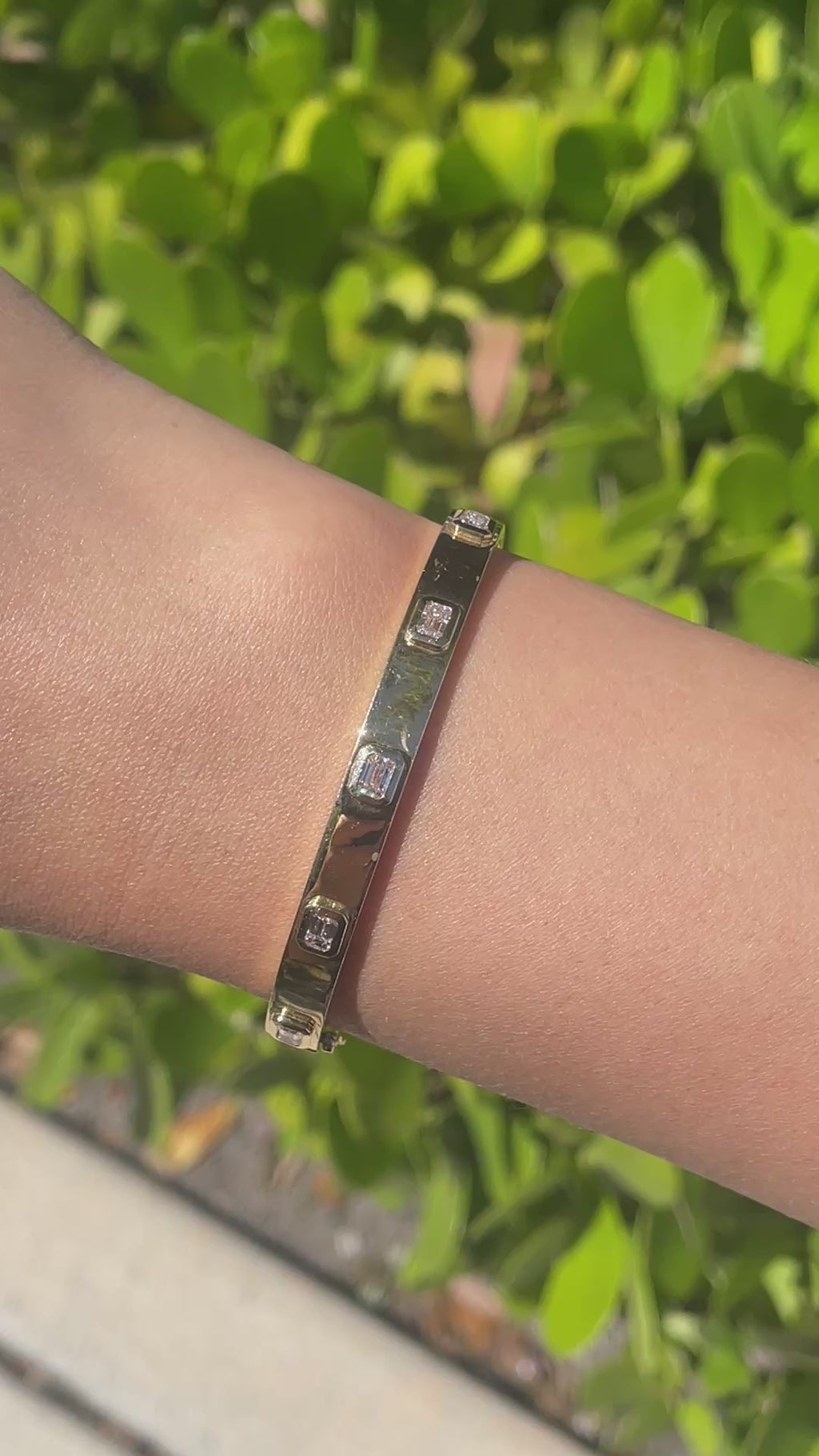 Jay Feder 14k Yellow Gold Emerald cut Diamond Bangle Bracelet