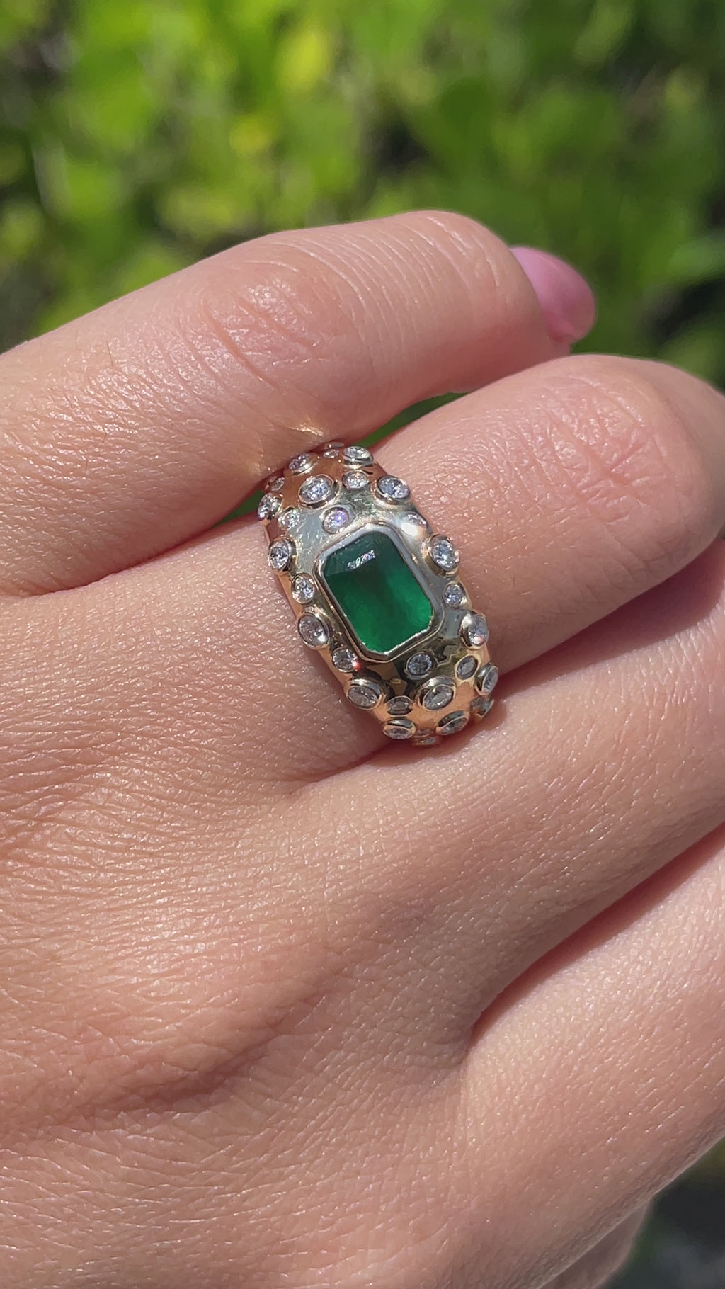 Jay Feder 14K Yellow Gold Green Emerald Diamond Ring