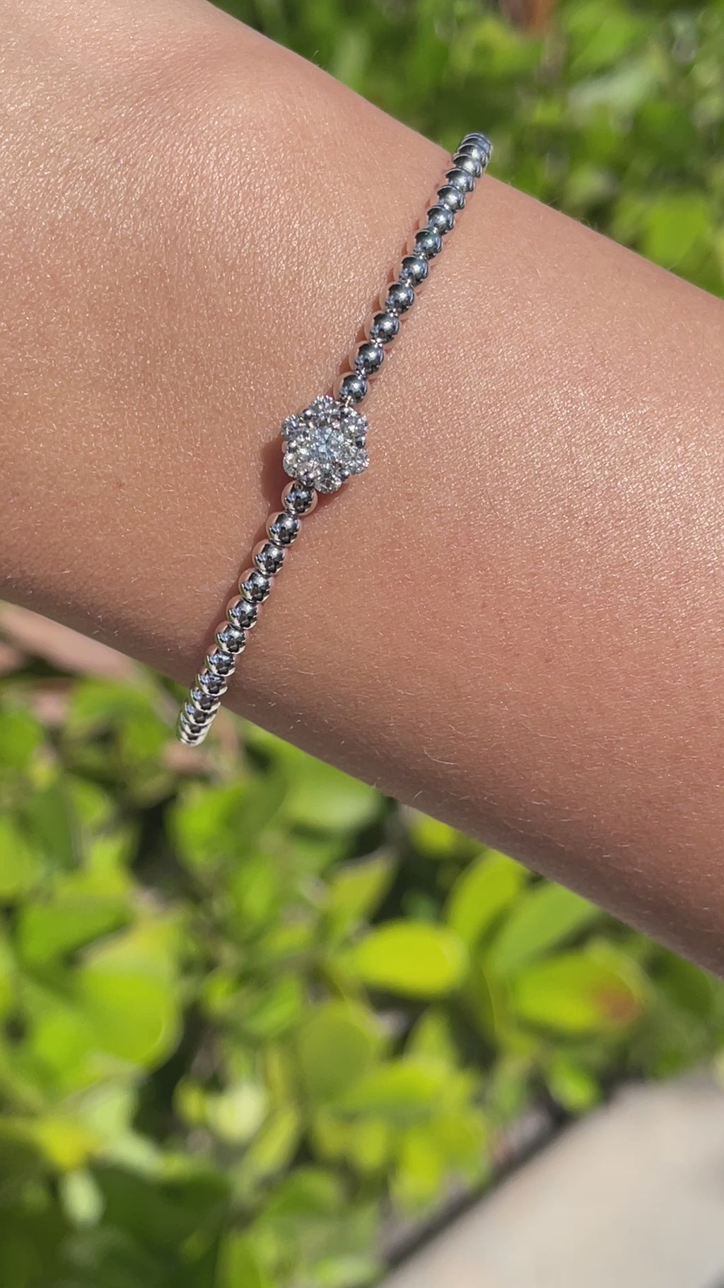 Jay Feder 18k White Gold Diamond Flower Cluster Bangle Bracelet