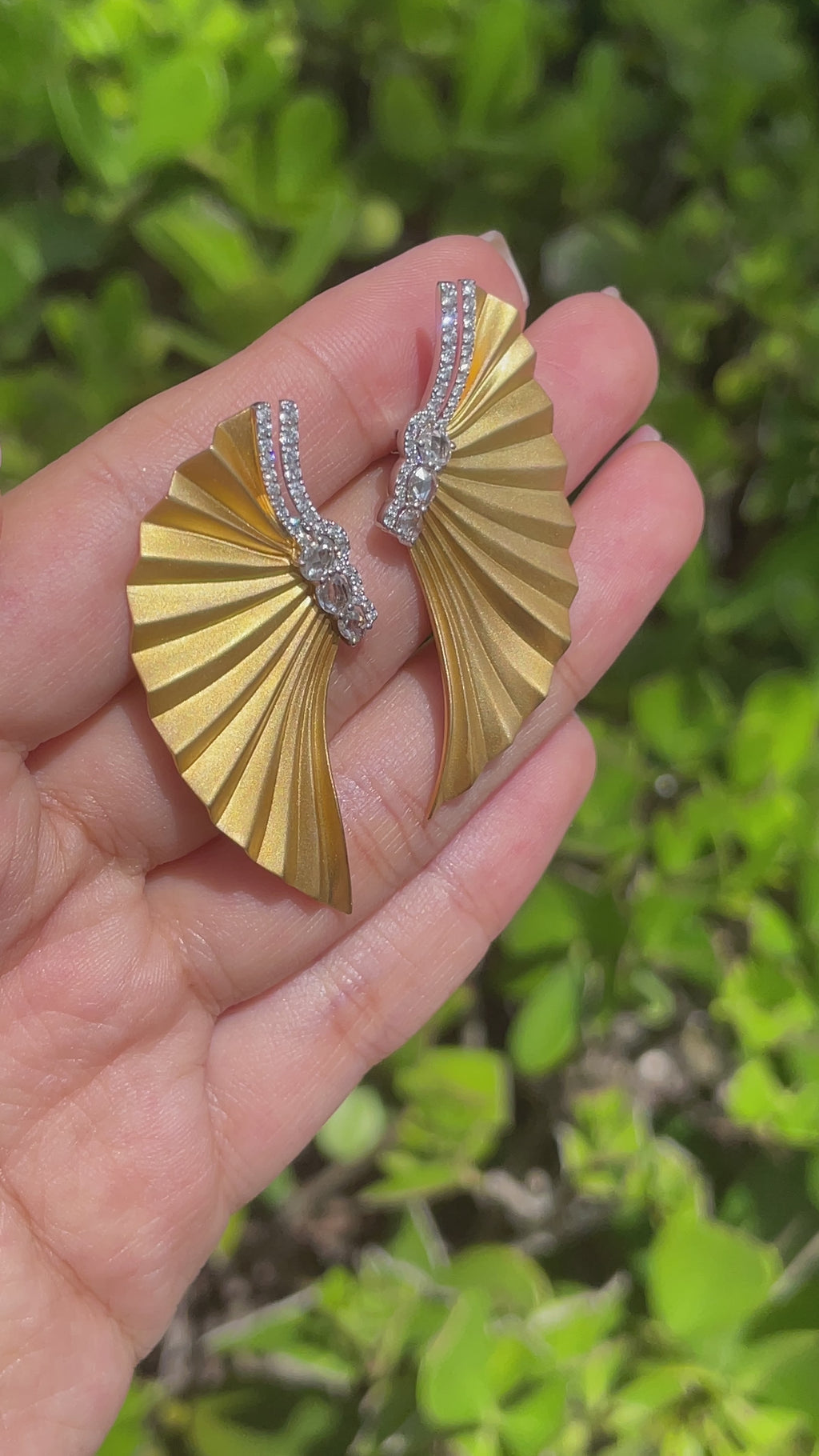 JAY FEDER 18K TWO TONE GOLD DIAMOND FAN EARRINGS