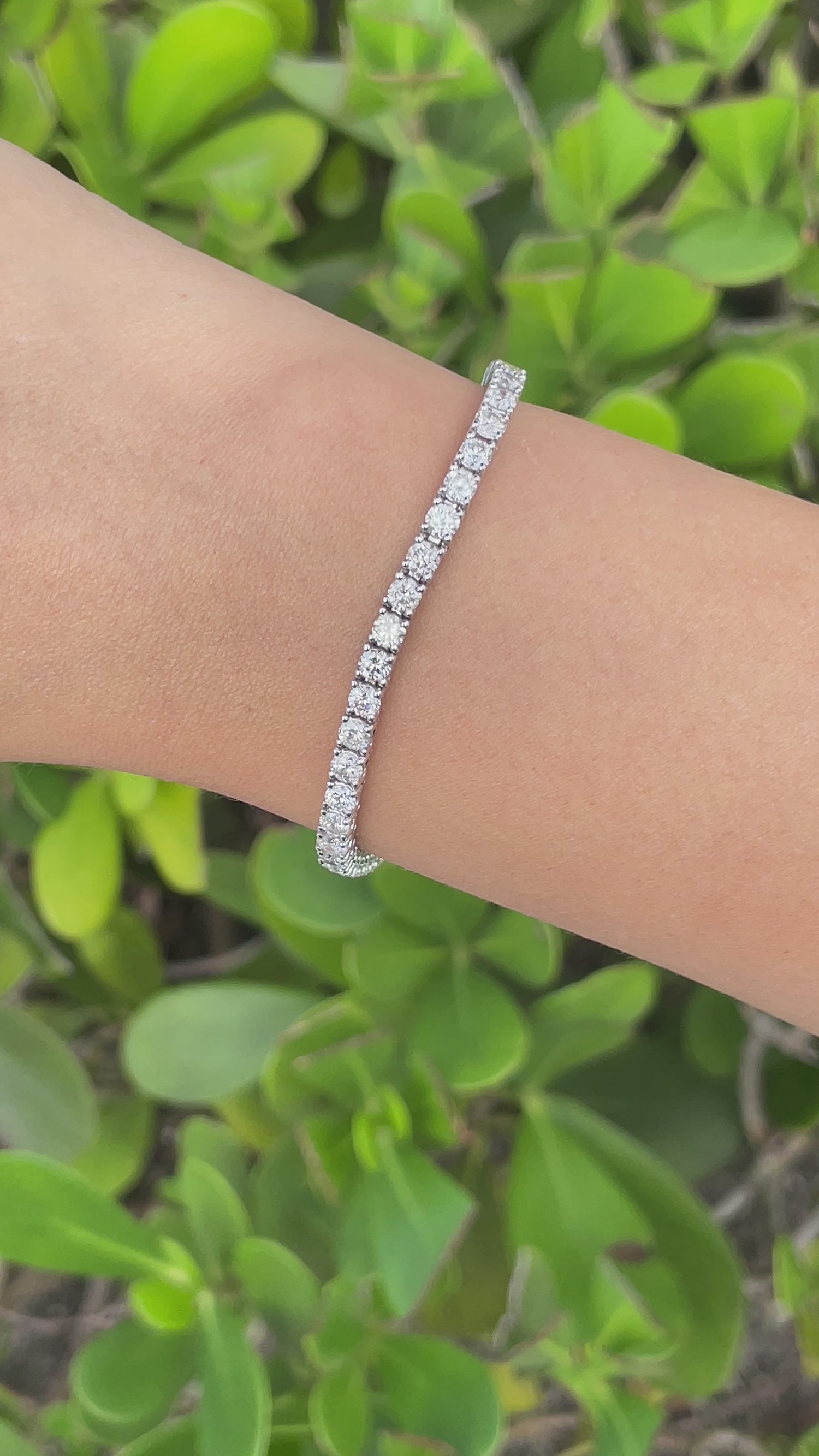 Jay Feder 18k White Gold Diamond Tennis Bracelet