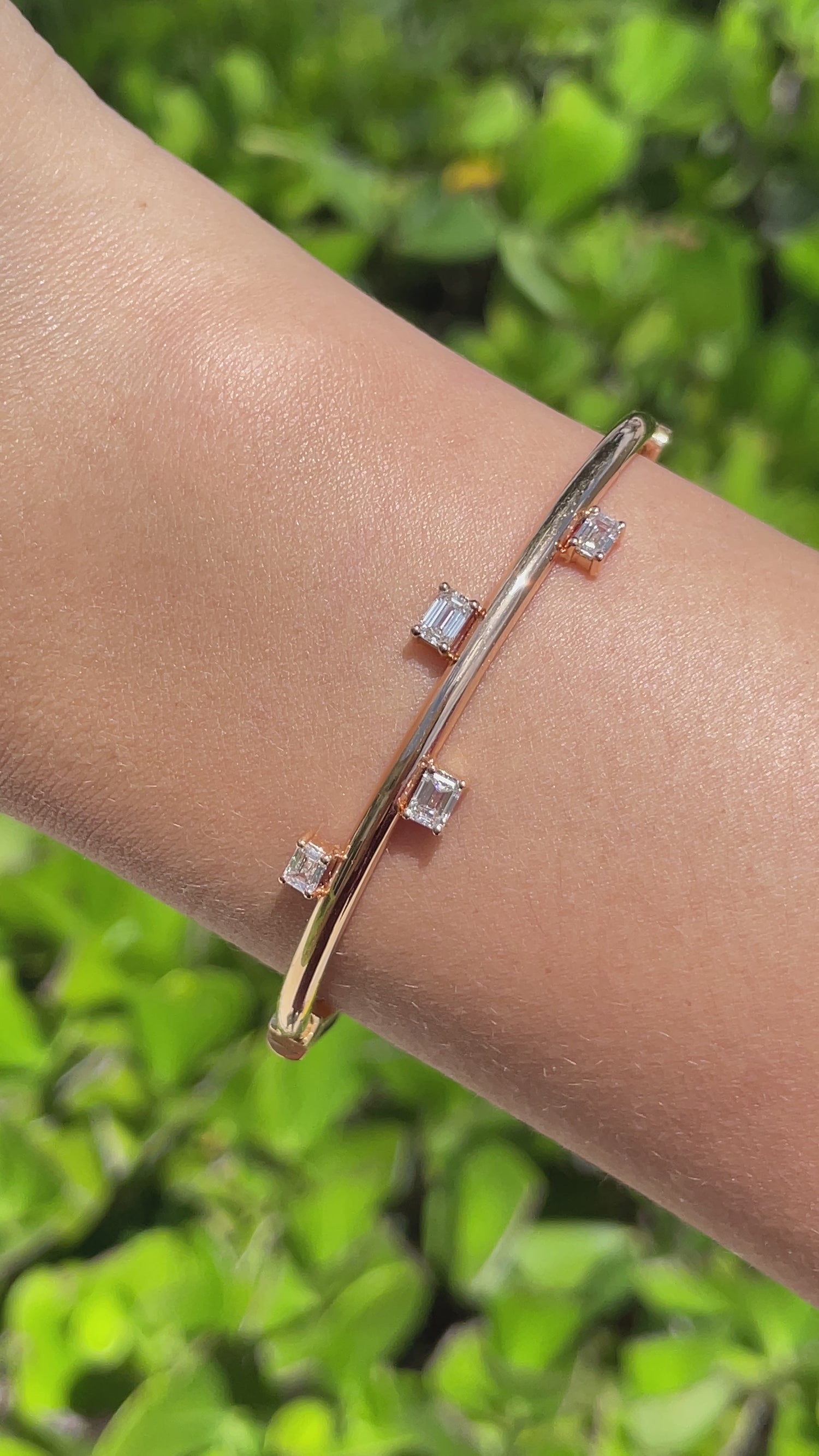 JAY FEDER 18K ROSE GOLD EMERALD CUT DIAMOND BANGLE BRACELET