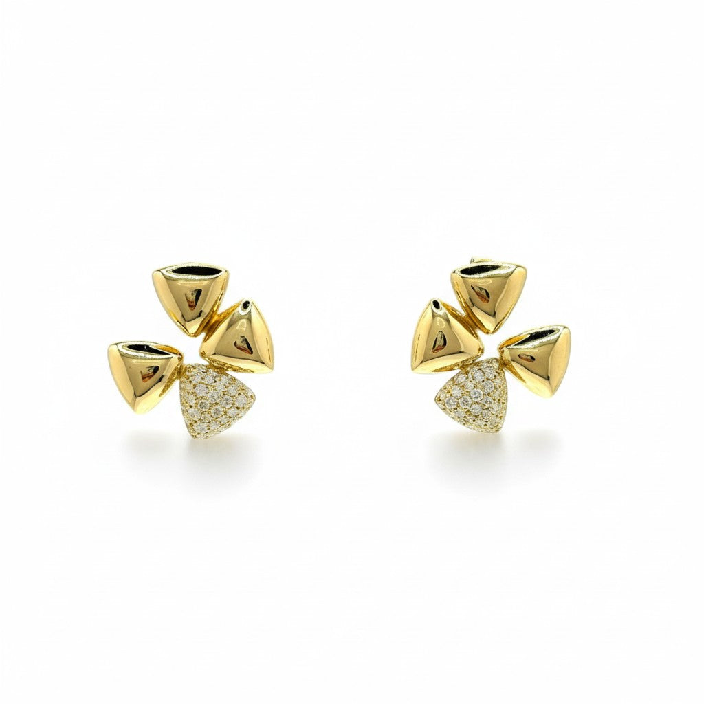 14K Yellow Gold Diamond Pavé Flower Earrings – 1.16 CTW