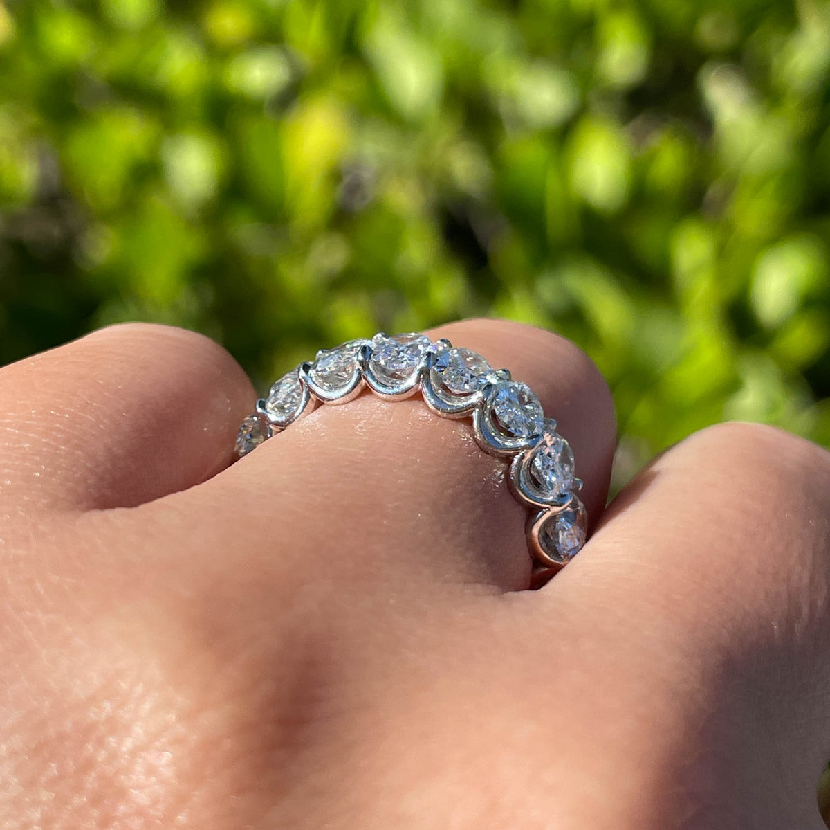 JAY FEDER PLATINUM OVAL DIAMOND ETERNITY BAND RING