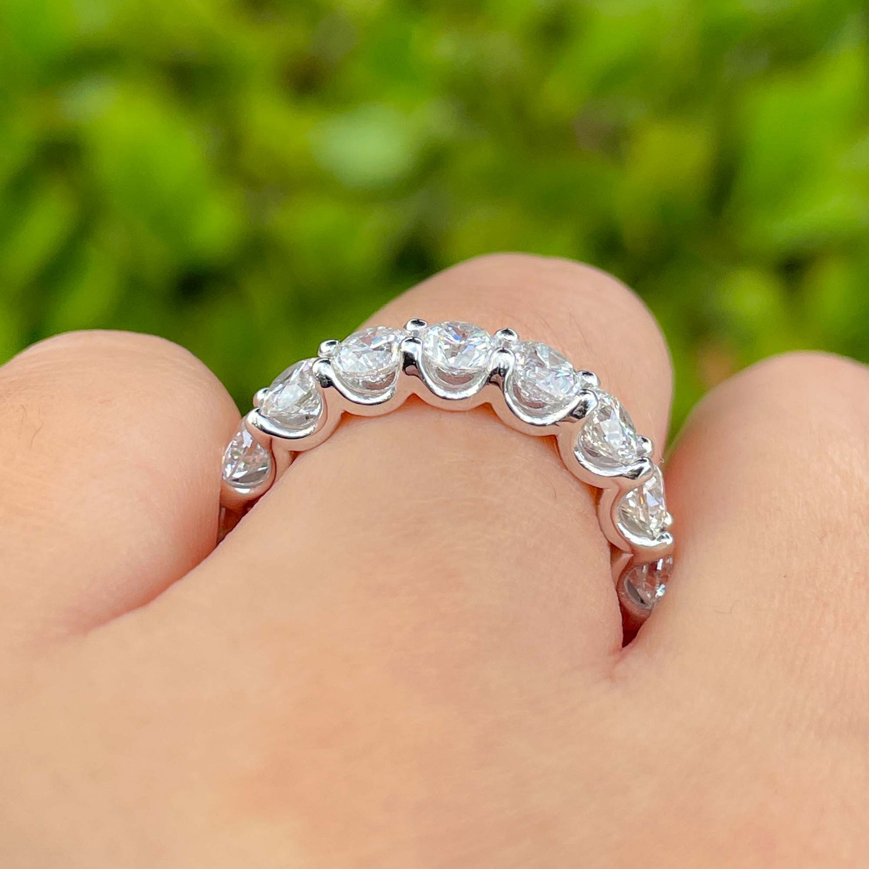 Jay Feder 14k White Gold Round Diamond Eternity Wedding Band