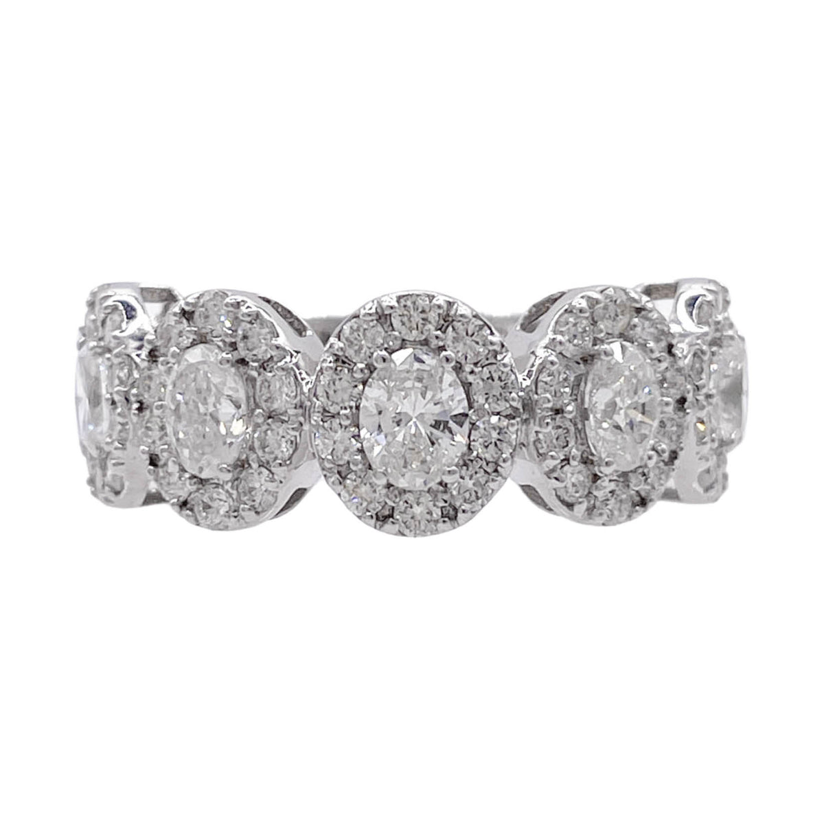 JAY FEDER 18K WHITE GOLD DIAMOND OVAL HALO HALFWAY BAND RING