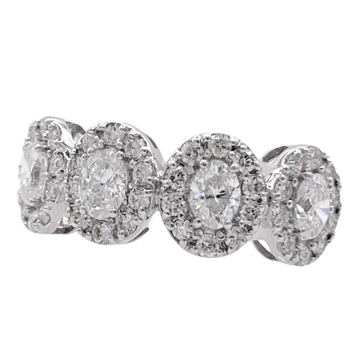 JAY FEDER 18K WHITE GOLD DIAMOND OVAL HALO HALFWAY BAND RING