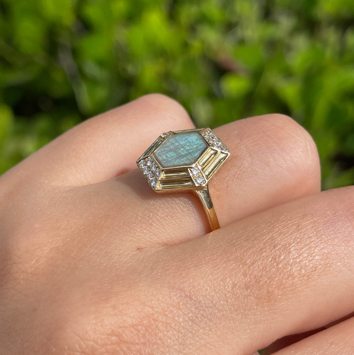 JAY FEDER 14K YELLOW GOLD LABRADORITE DIAMOND HEXAGON RING