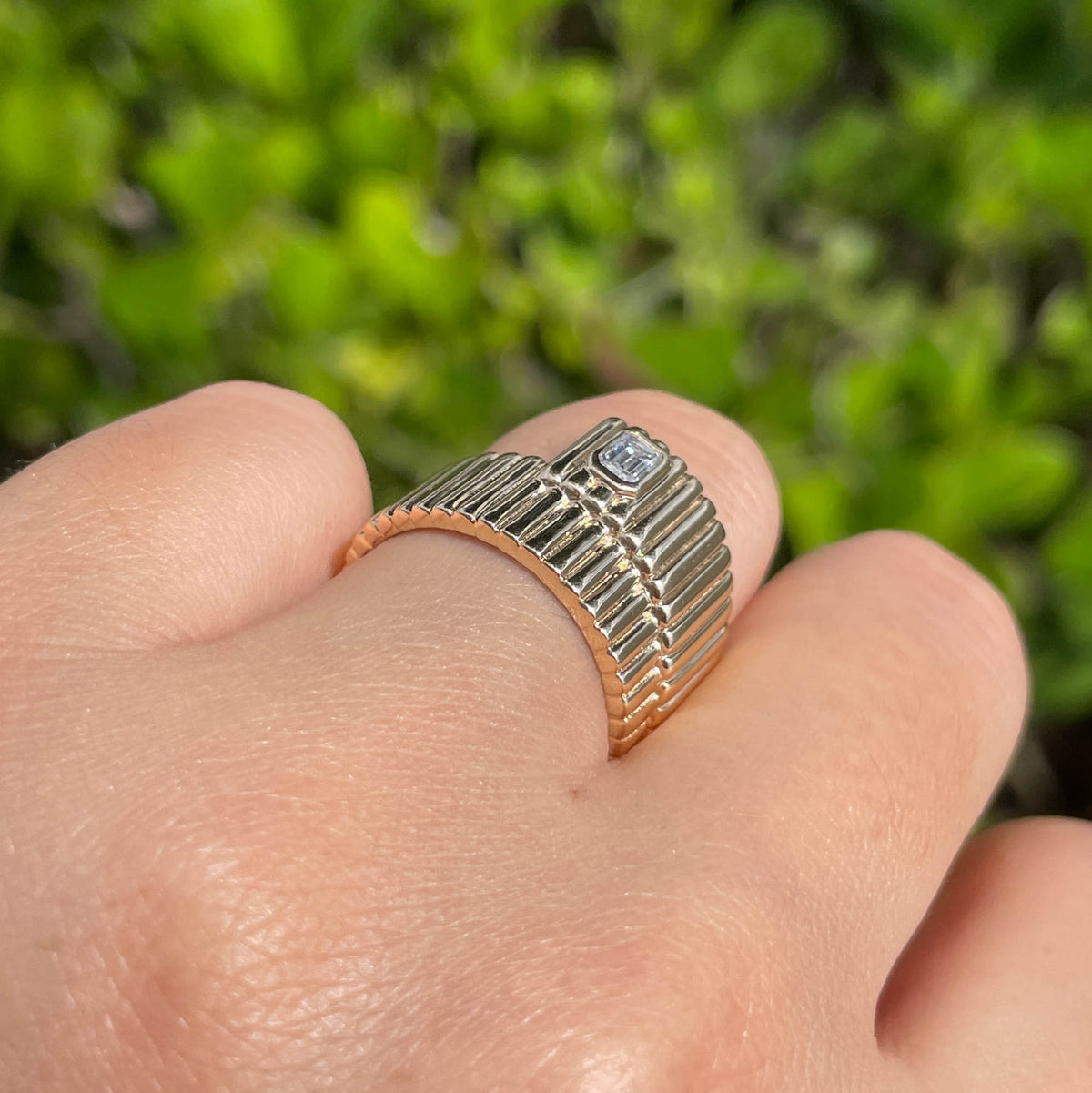 JAY FEDER 14K YELLOW GOLD EMERALD DIAMOND COIL WRAP RING