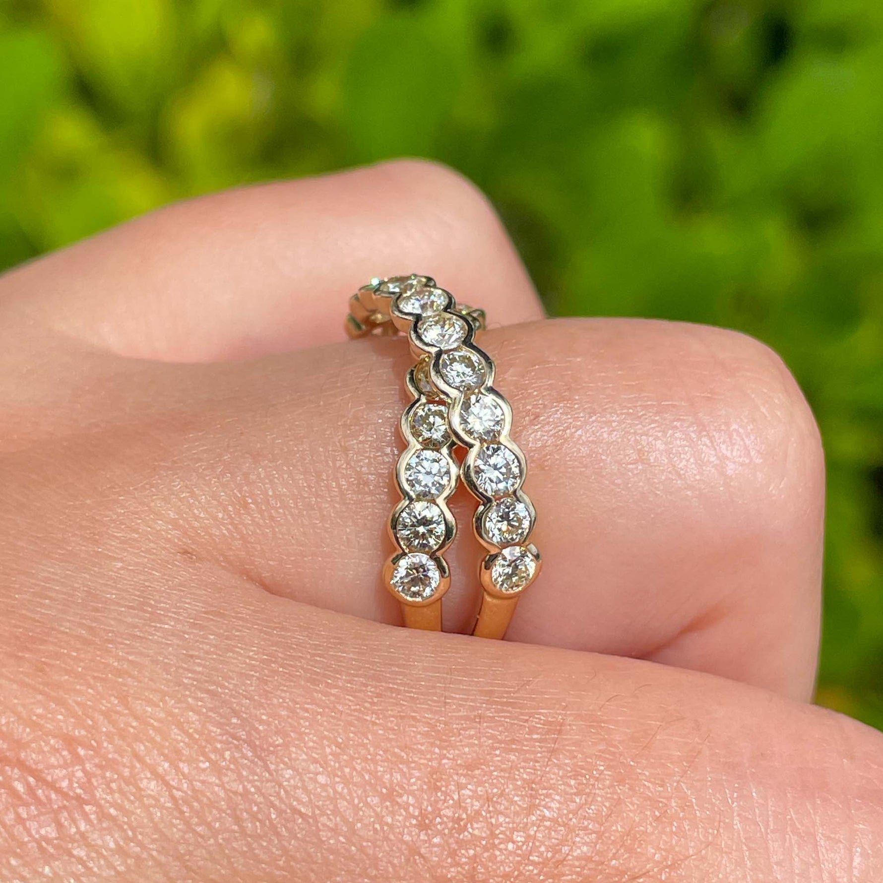 Jay Feder 18k Yellow Gold Diamond Bezel Crossover Band