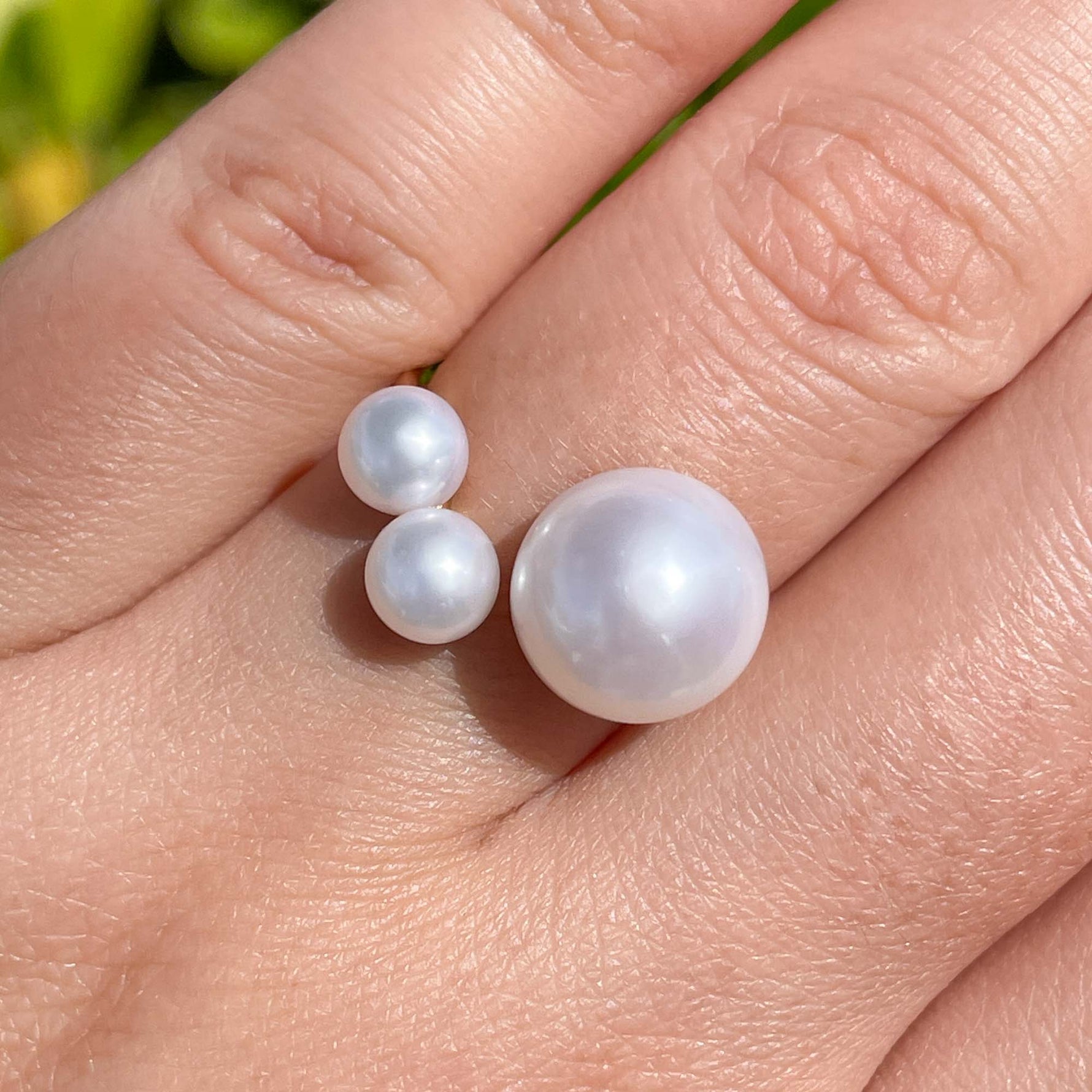 Jay Feder 18k Yellow Gold 3 Pearl Crossover Ring