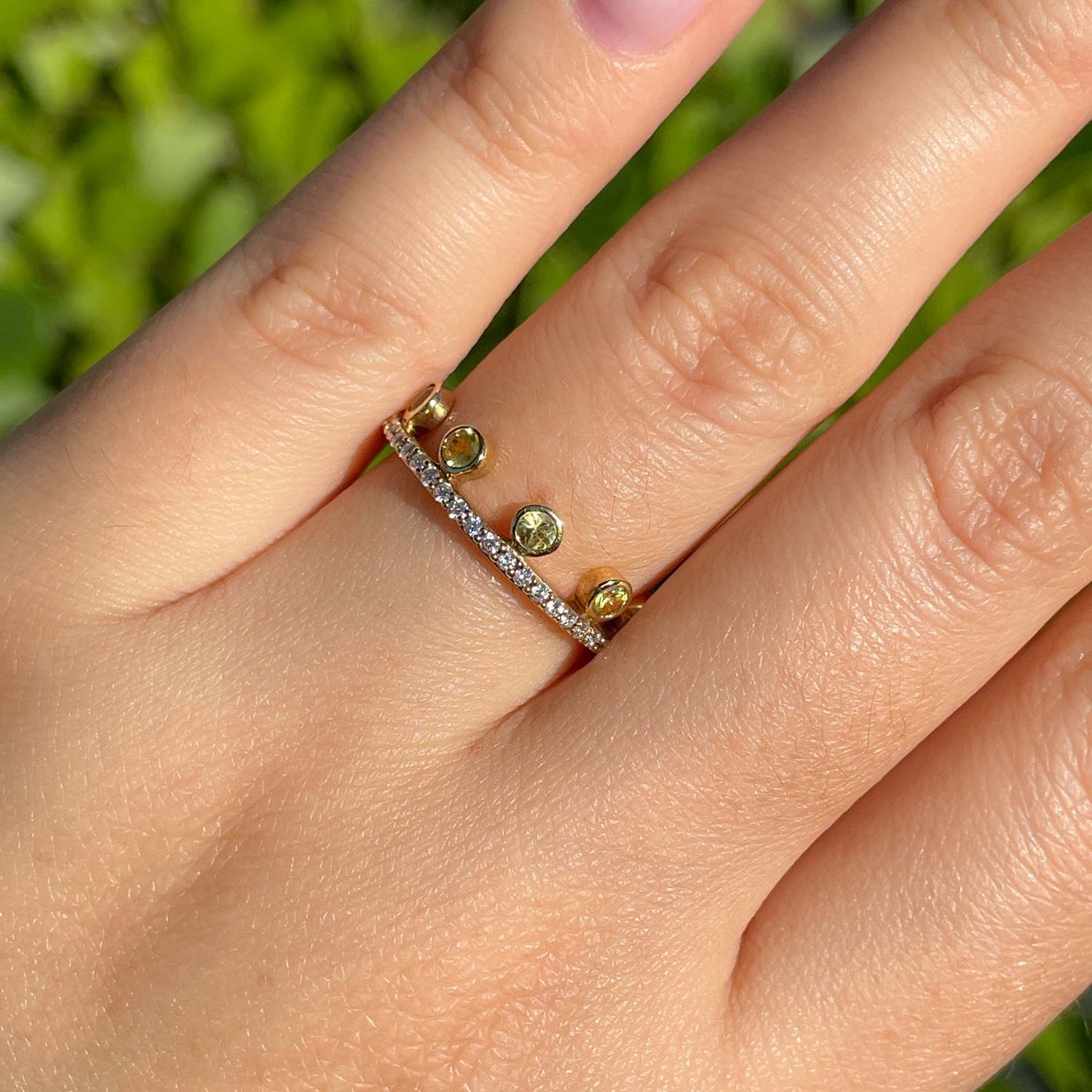 Khai Khai 18k Yellow Gold Yellow Sapphire Diamond Crown Ring